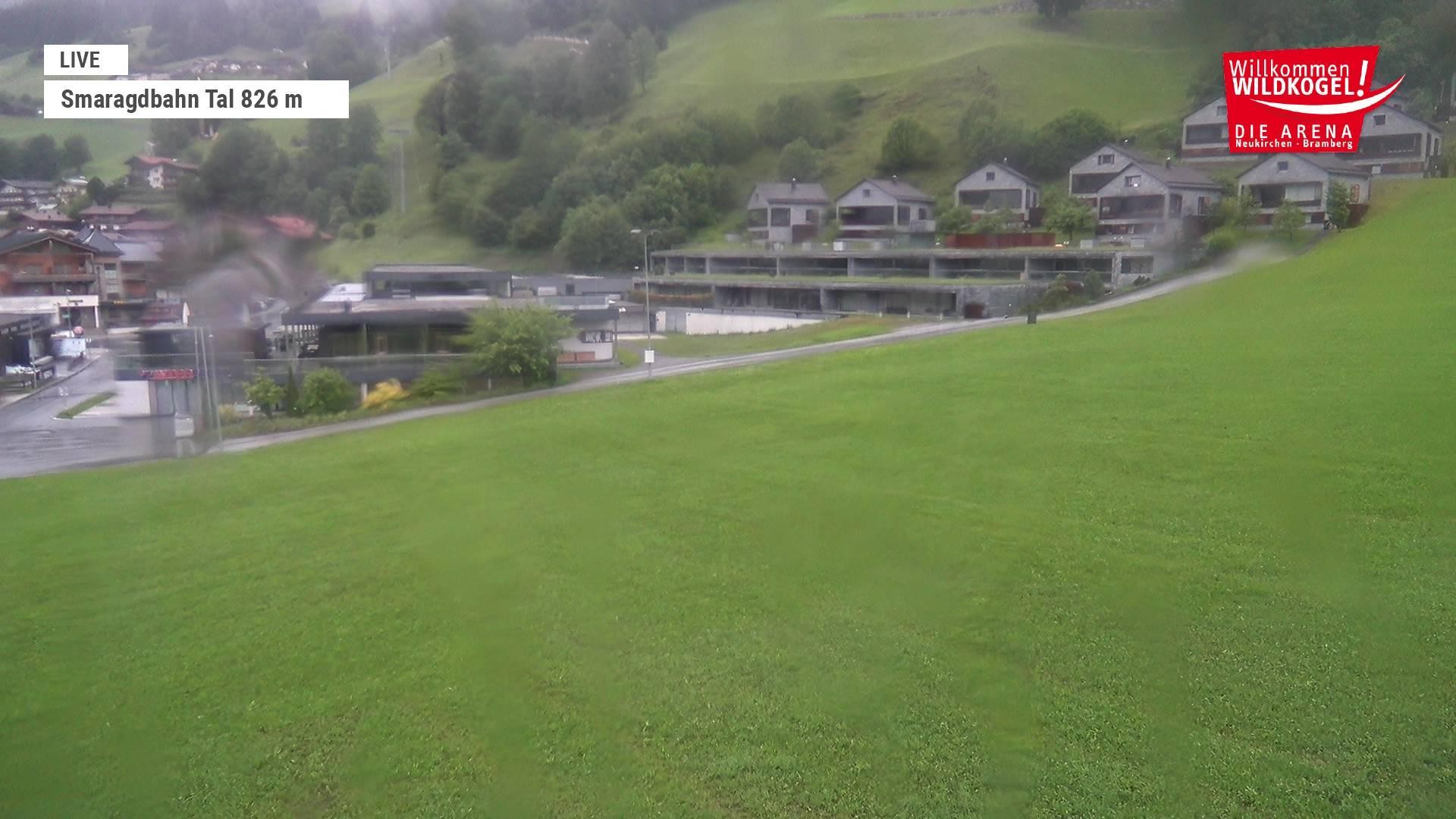Archiv Foto Webcam Wildkogel: Frühmesserbahn - Bergstation