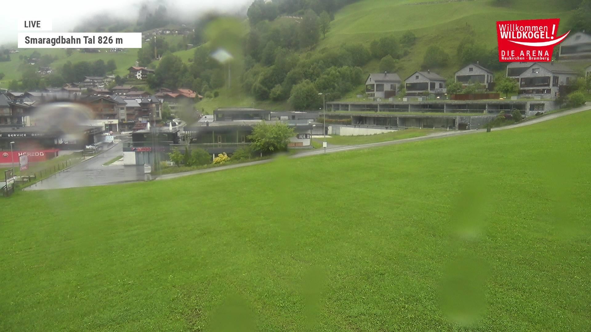Archiv Foto Webcam Wildkogel: Frühmesserbahn - Bergstation