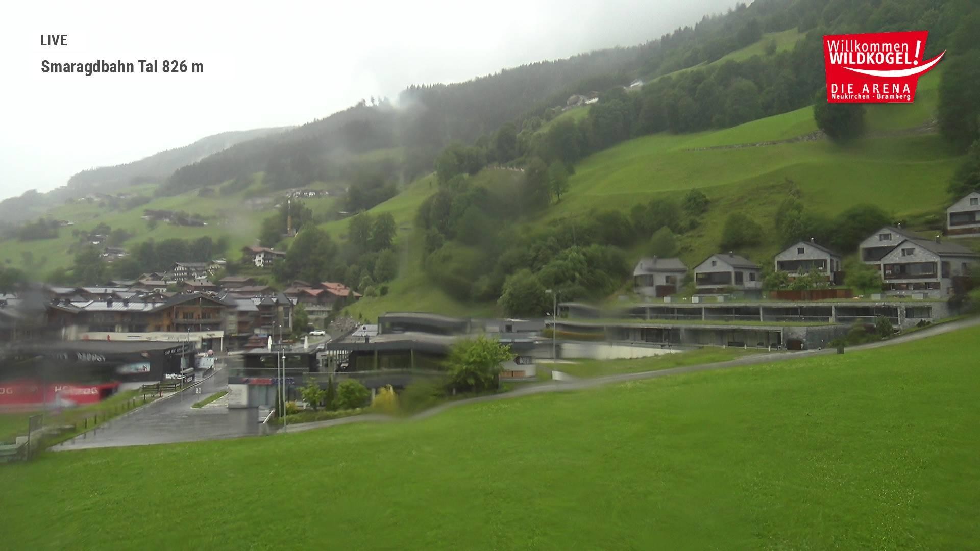 Archiv Foto Webcam Wildkogel: Frühmesserbahn - Bergstation