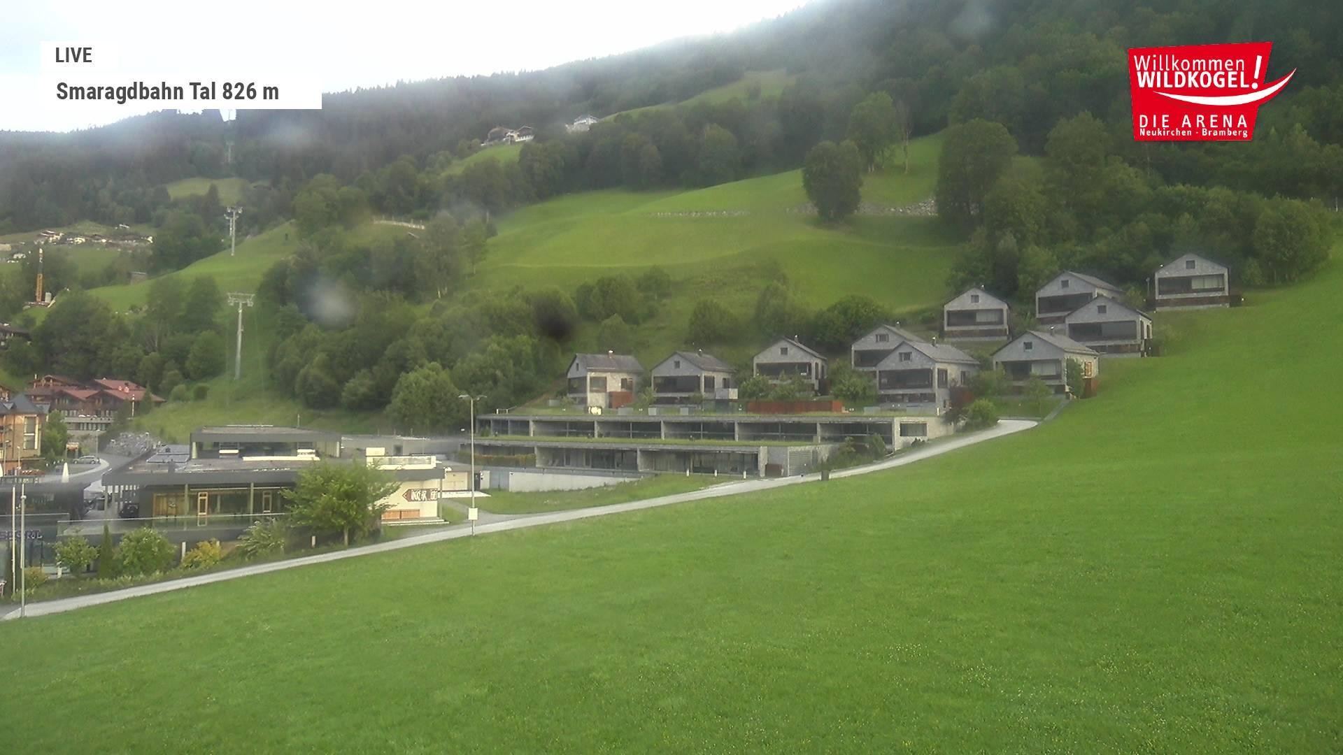 Archiv Foto Webcam Wildkogel: Frühmesserbahn - Bergstation