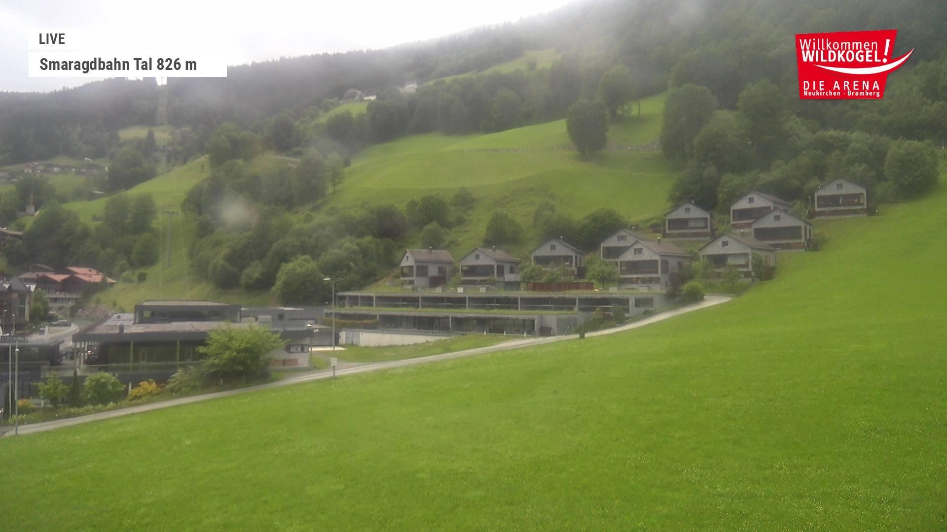 Archiv Foto Webcam Wildkogel: Frühmesserbahn - Bergstation