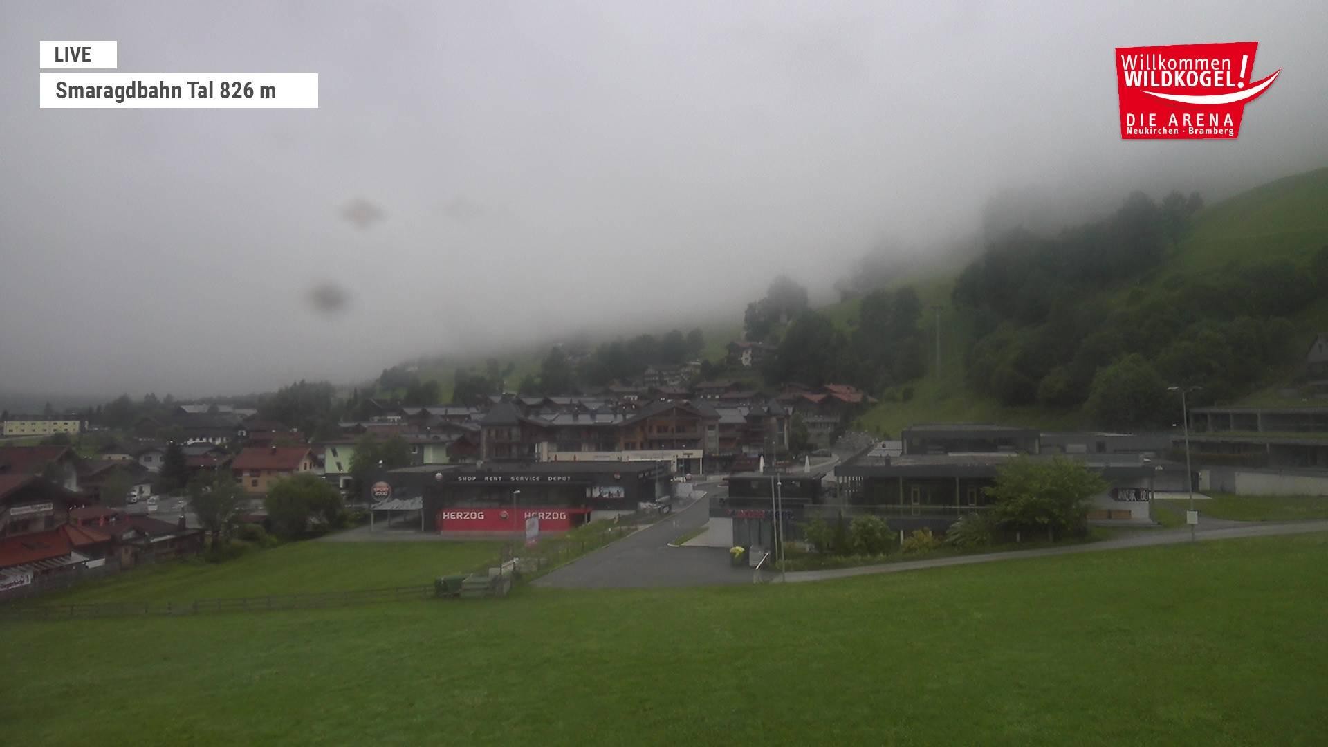 Archiv Foto Webcam Wildkogel: Frühmesserbahn - Bergstation