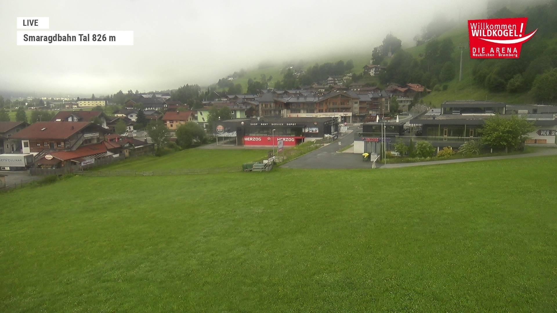 Archiv Foto Webcam Wildkogel: Frühmesserbahn - Bergstation
