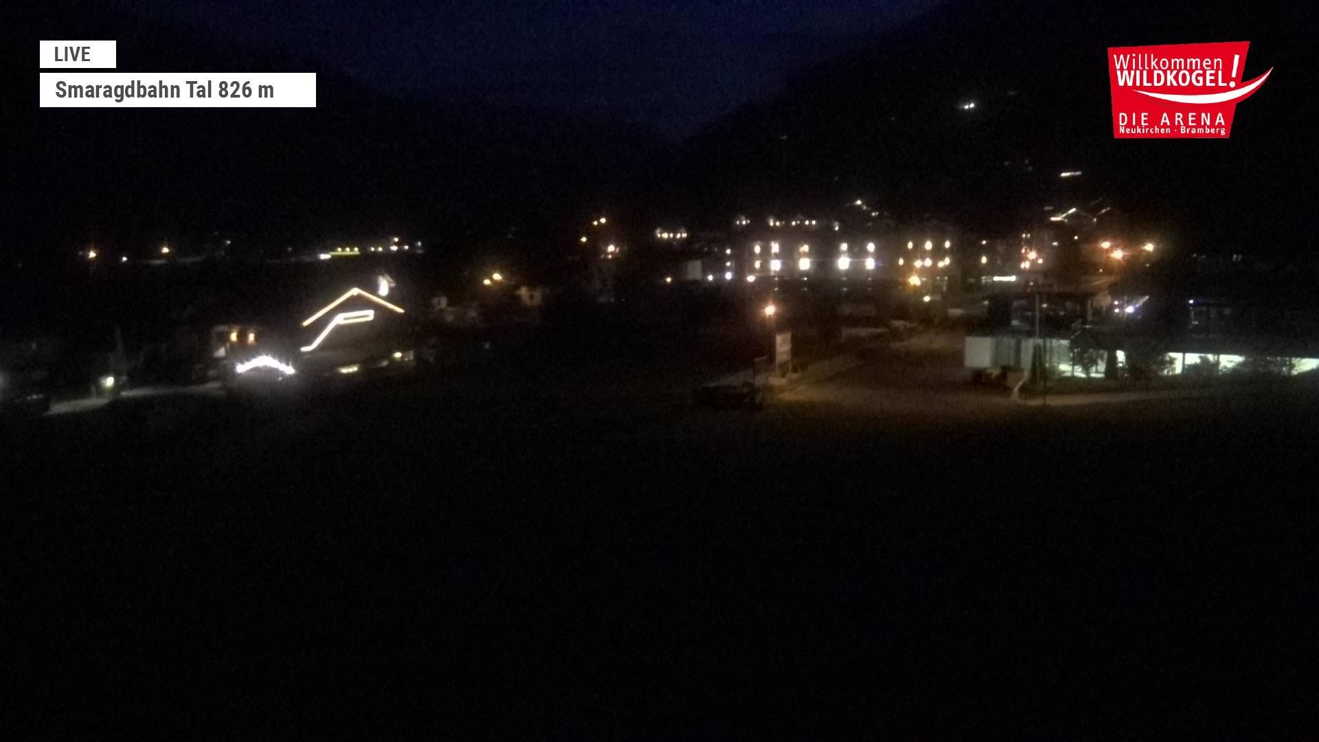 Archiv Foto Webcam Wildkogel: Frühmesserbahn - Bergstation