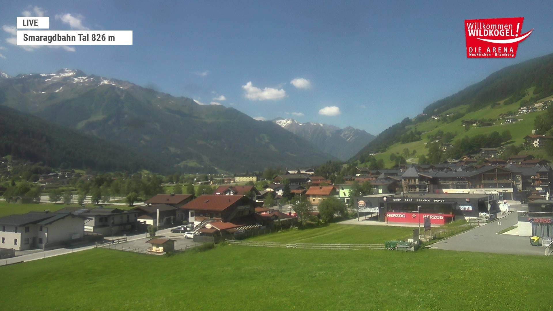 Archiv Foto Webcam Wildkogel: Frühmesserbahn - Bergstation
