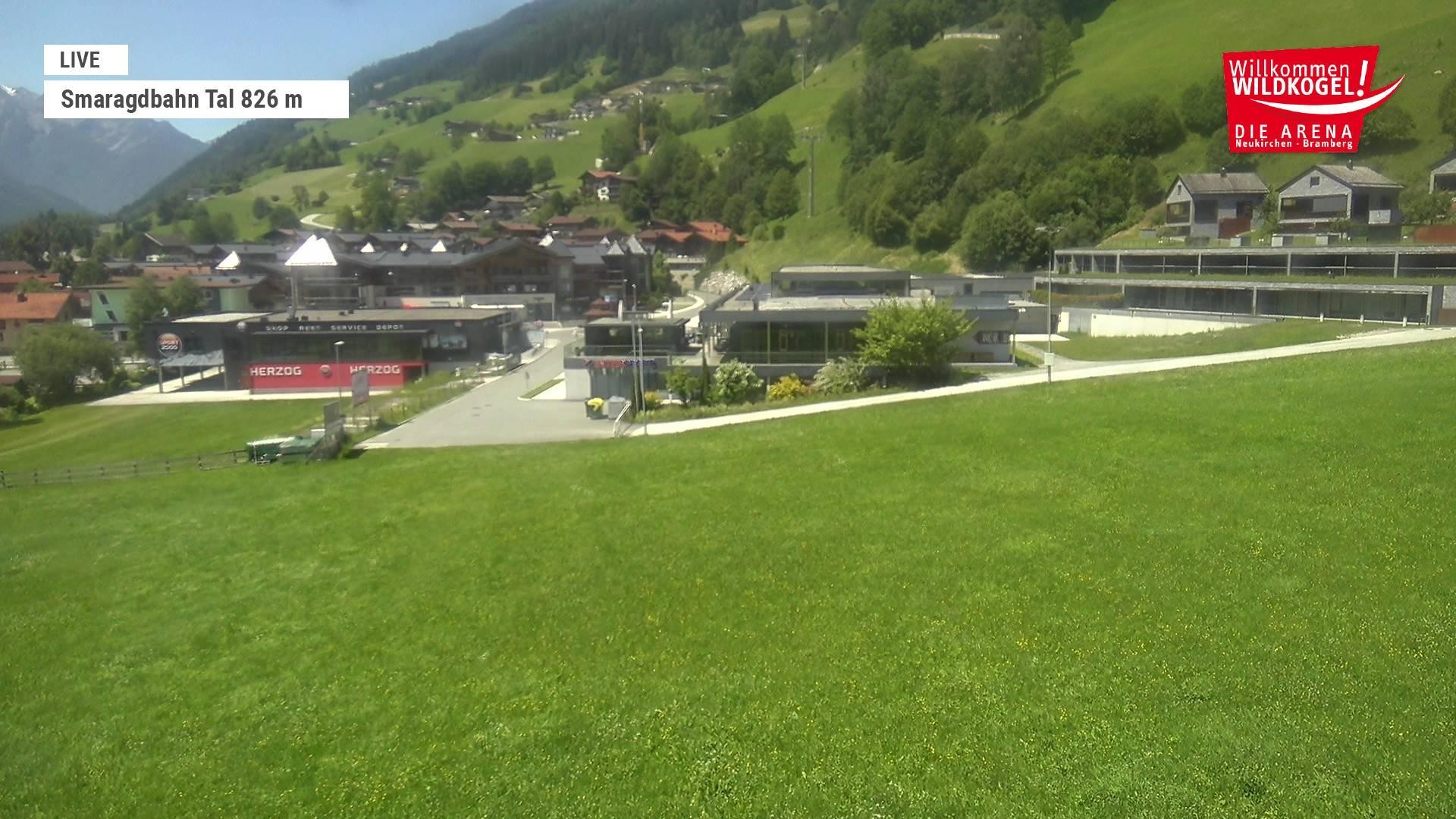 Archiv Foto Webcam Wildkogel: Frühmesserbahn - Bergstation