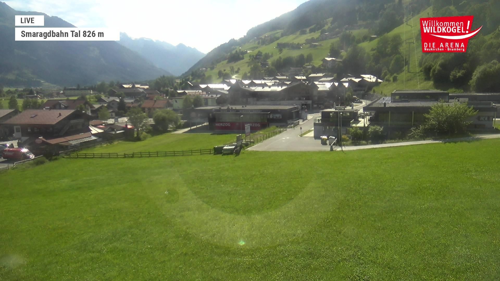 Archiv Foto Webcam Wildkogel: Frühmesserbahn - Bergstation