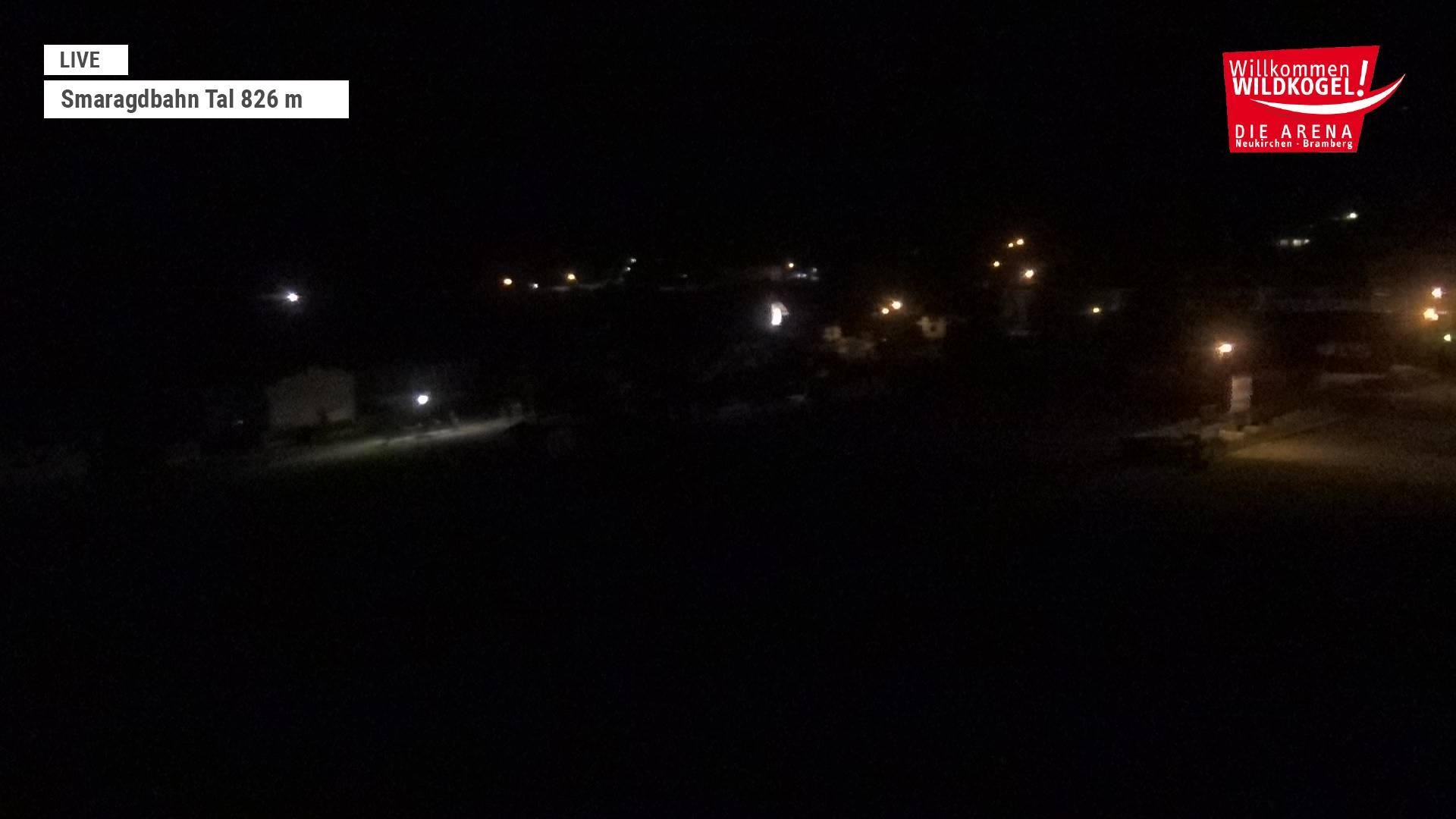 Archiv Foto Webcam Wildkogel: Frühmesserbahn - Bergstation