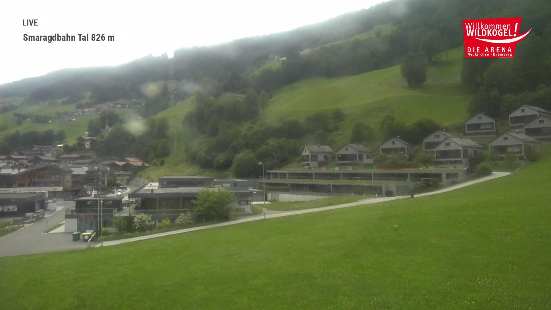 Archiv Foto Webcam Wildkogel: Frühmesserbahn - Bergstation
