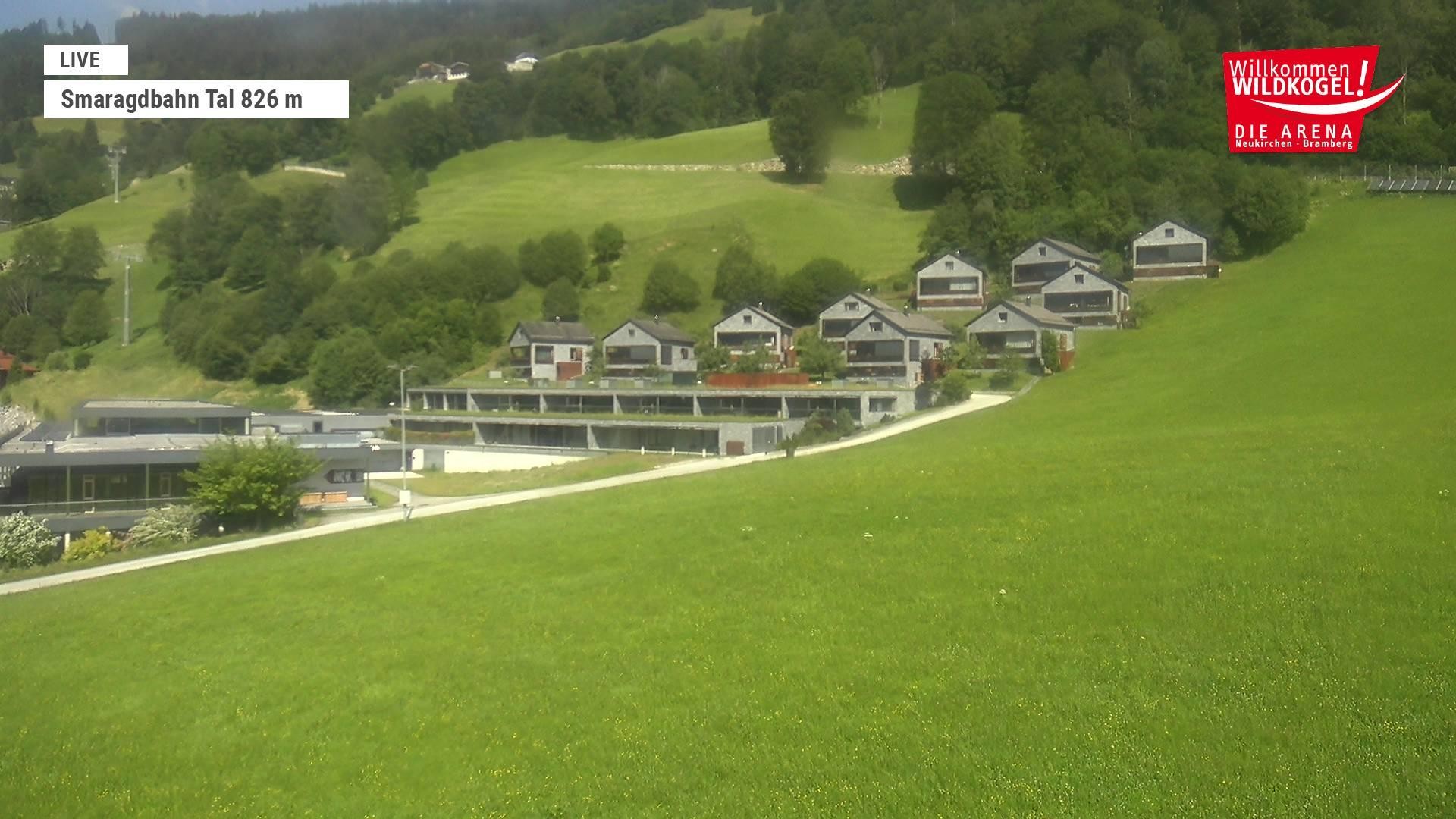 Archiv Foto Webcam Wildkogel: Frühmesserbahn - Bergstation