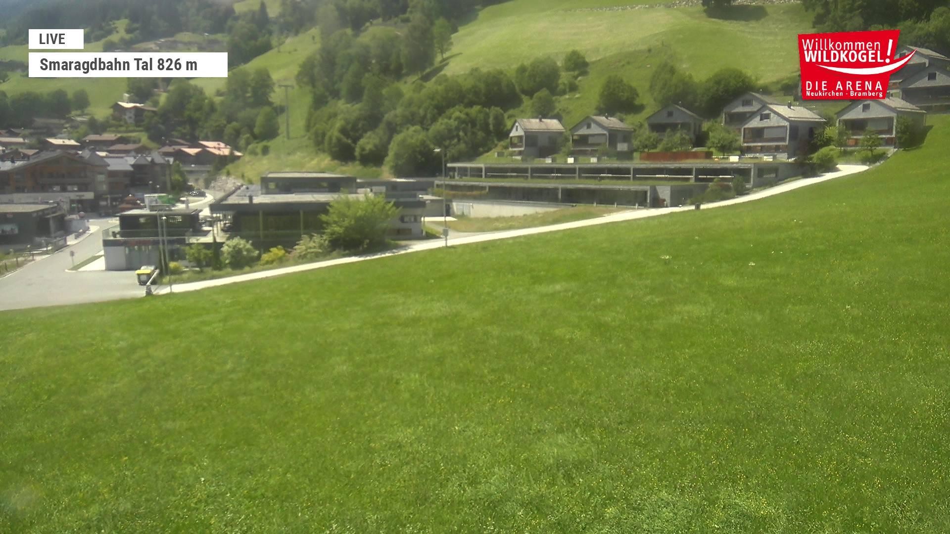 Archiv Foto Webcam Wildkogel: Frühmesserbahn - Bergstation