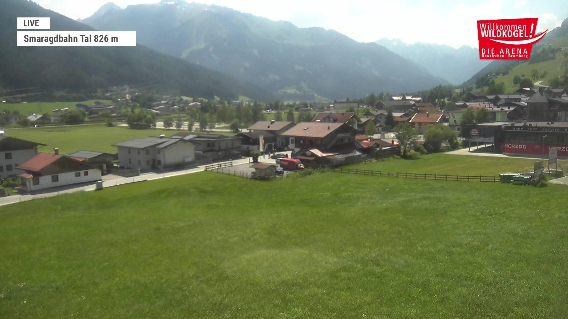 Archiv Foto Webcam Wildkogel: Frühmesserbahn - Bergstation