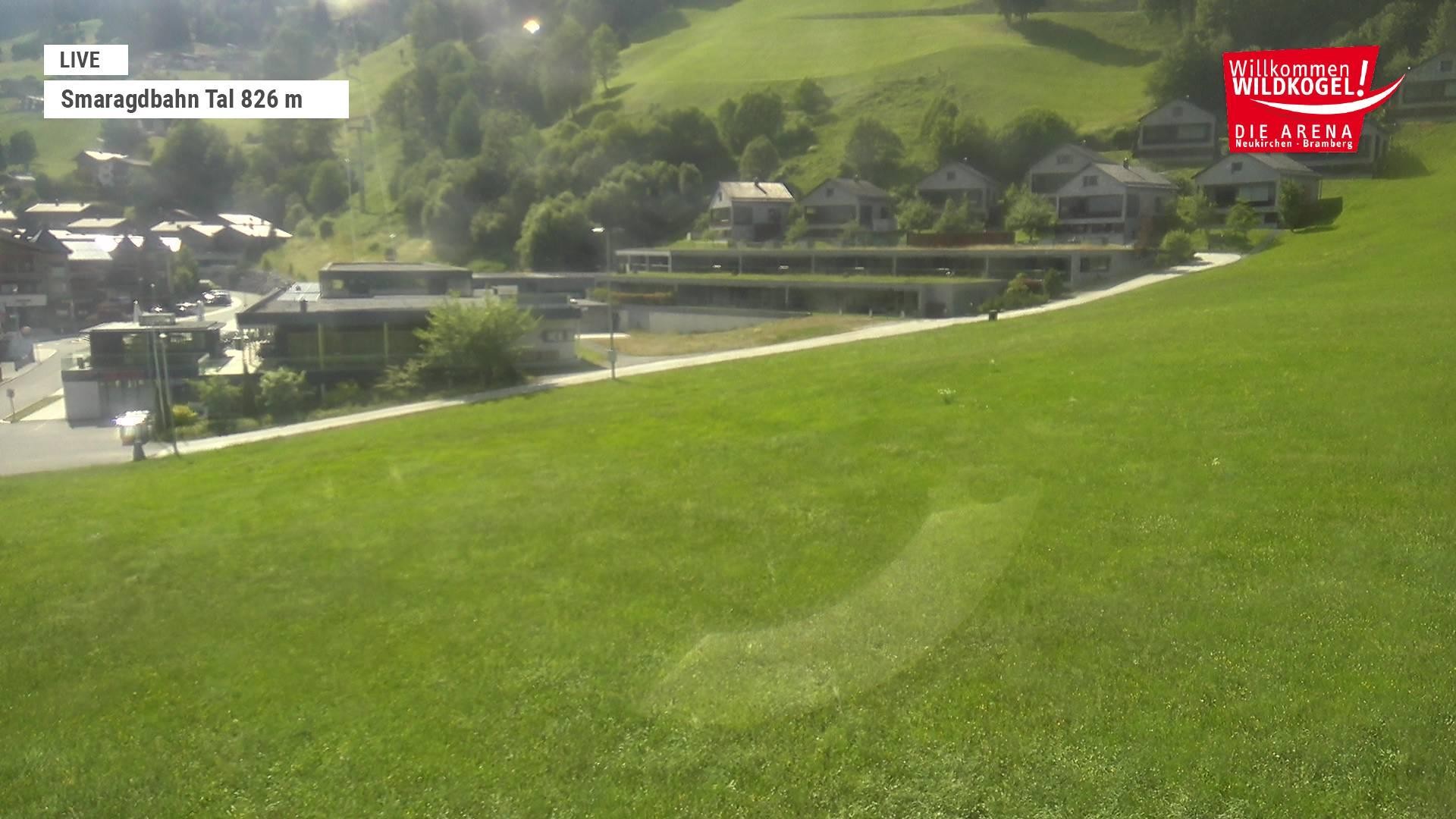 Archiv Foto Webcam Wildkogel: Frühmesserbahn - Bergstation