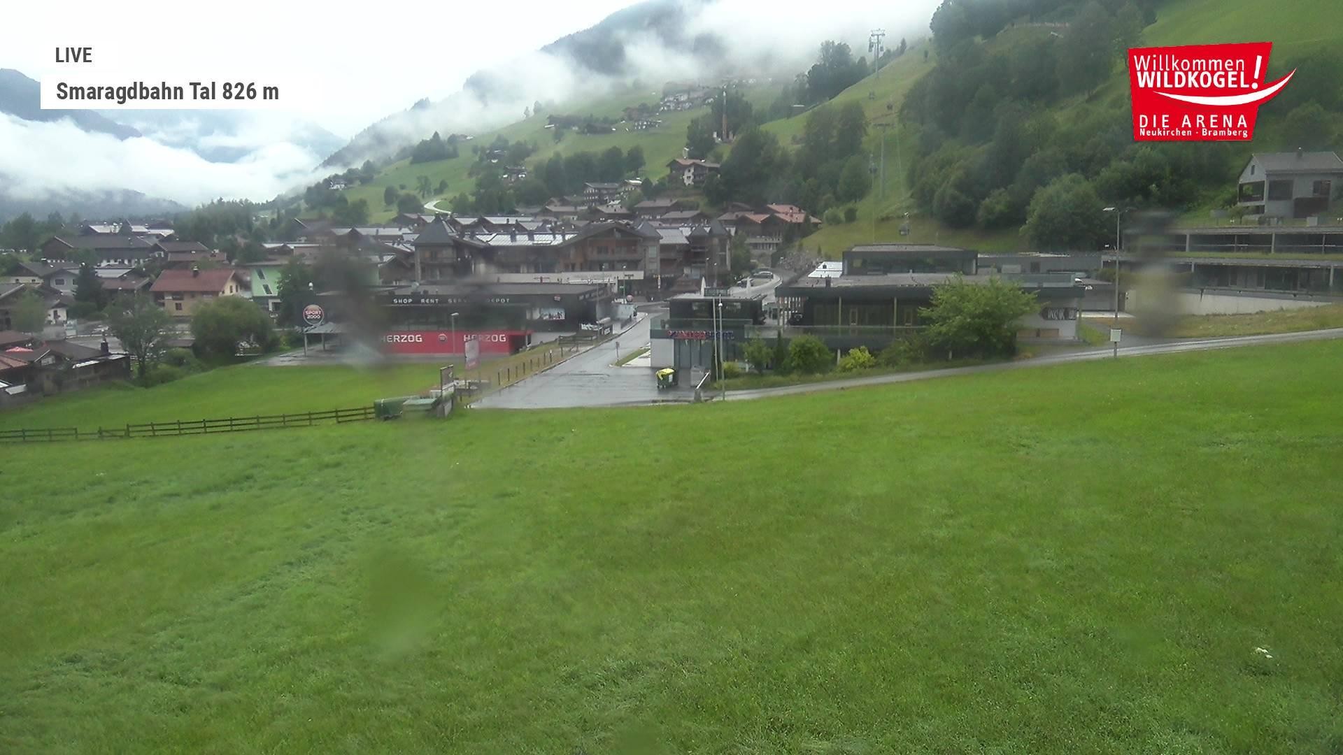 Archiv Foto Webcam Wildkogel: Frühmesserbahn - Bergstation