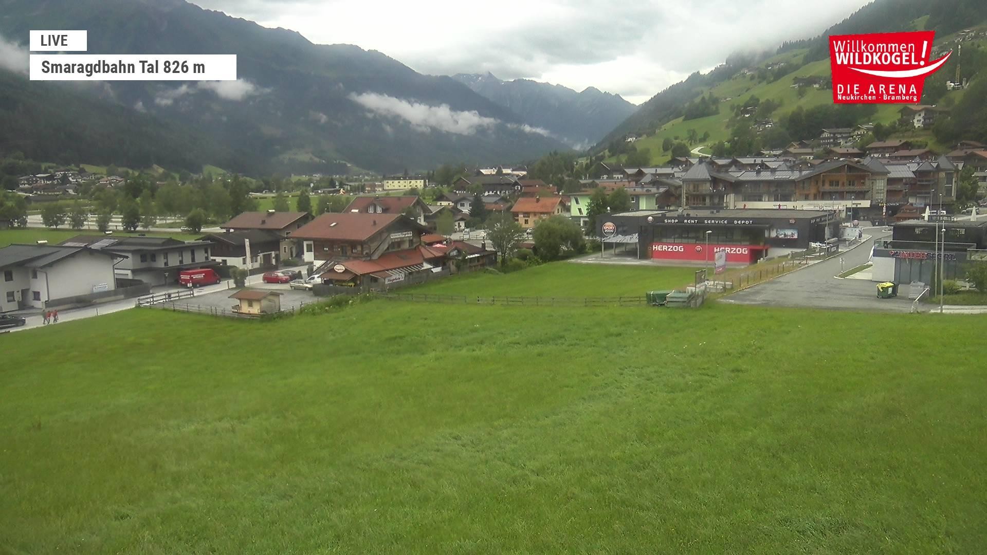 Archiv Foto Webcam Wildkogel: Frühmesserbahn - Bergstation