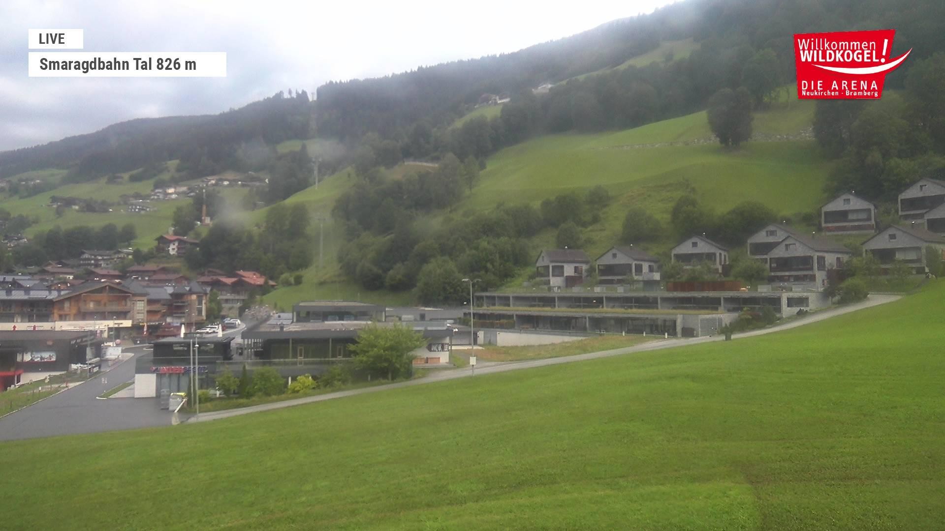 Archiv Foto Webcam Wildkogel: Frühmesserbahn - Bergstation