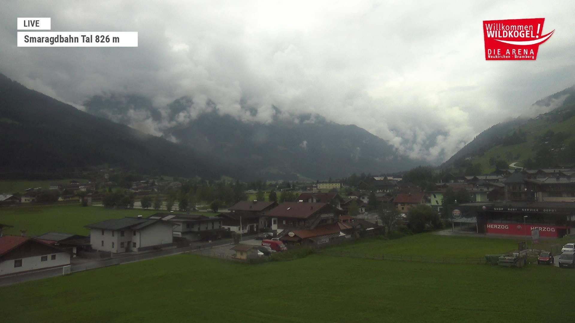 Archiv Foto Webcam Wildkogel: Frühmesserbahn - Bergstation
