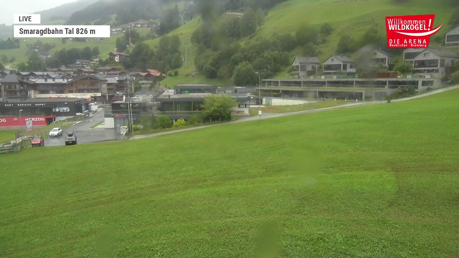 Archiv Foto Webcam Wildkogel: Frühmesserbahn - Bergstation