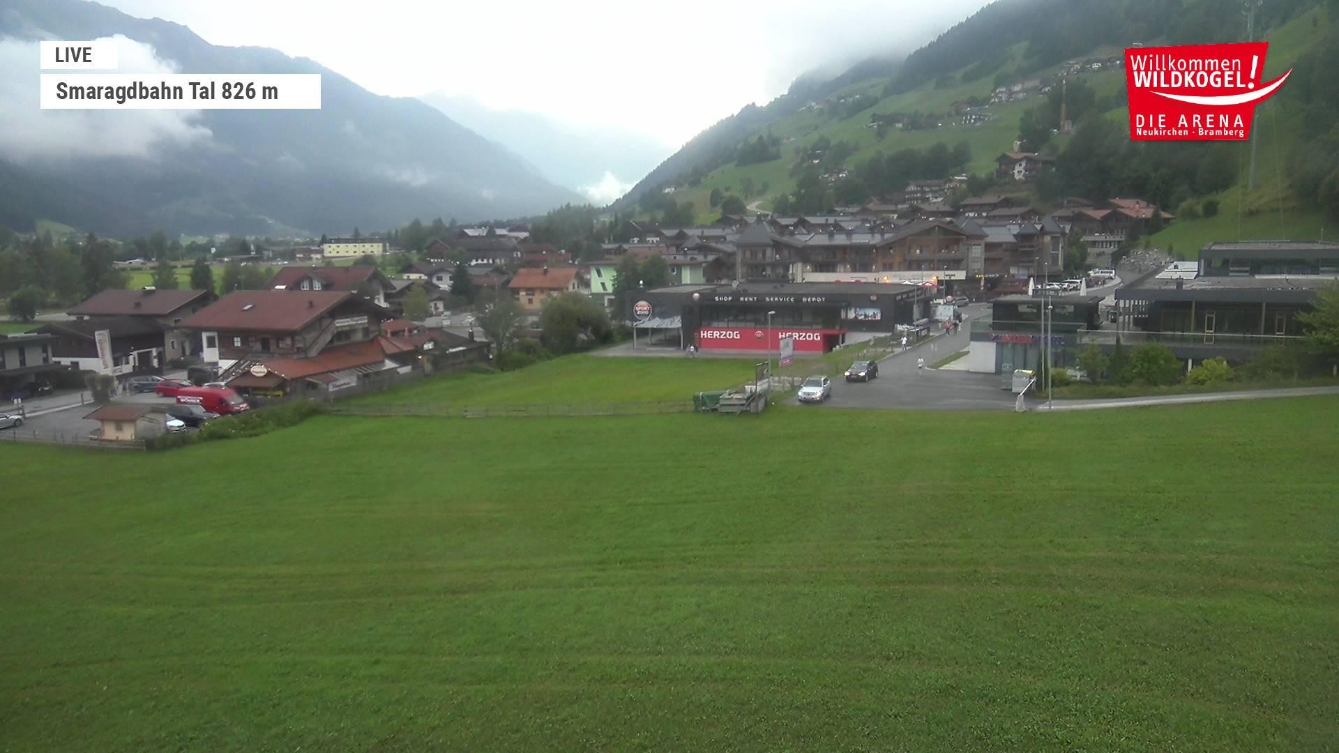 Archiv Foto Webcam Wildkogel: Frühmesserbahn - Bergstation