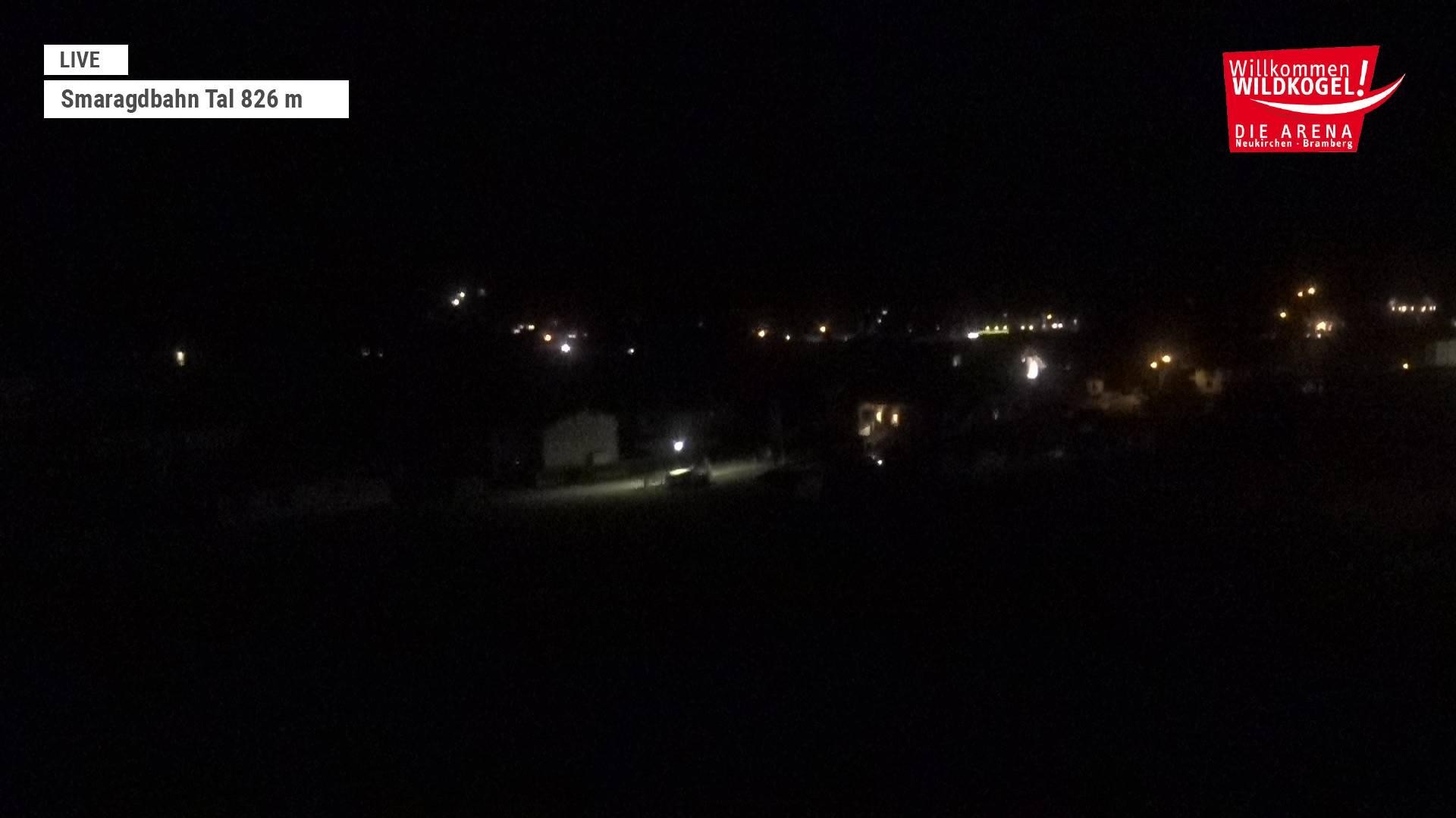 Archiv Foto Webcam Wildkogel: Frühmesserbahn - Bergstation