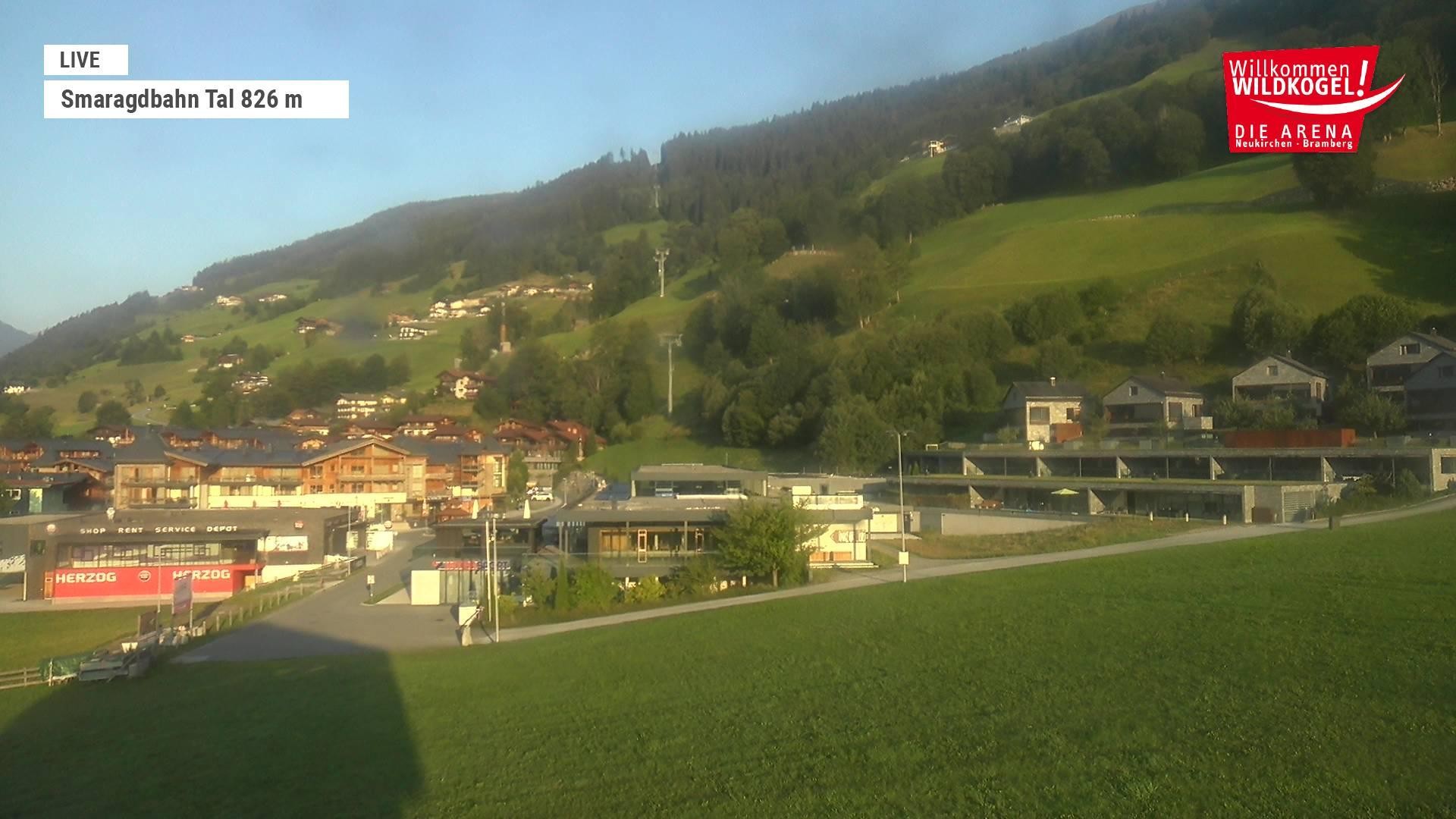 Archiv Foto Webcam Wildkogel: Frühmesserbahn - Bergstation