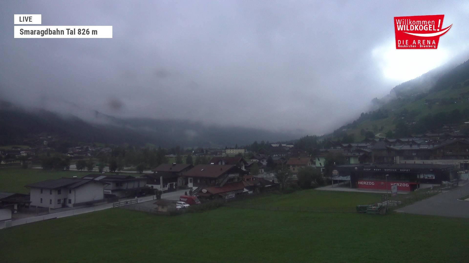 Archiv Foto Webcam Wildkogel: Frühmesserbahn - Bergstation