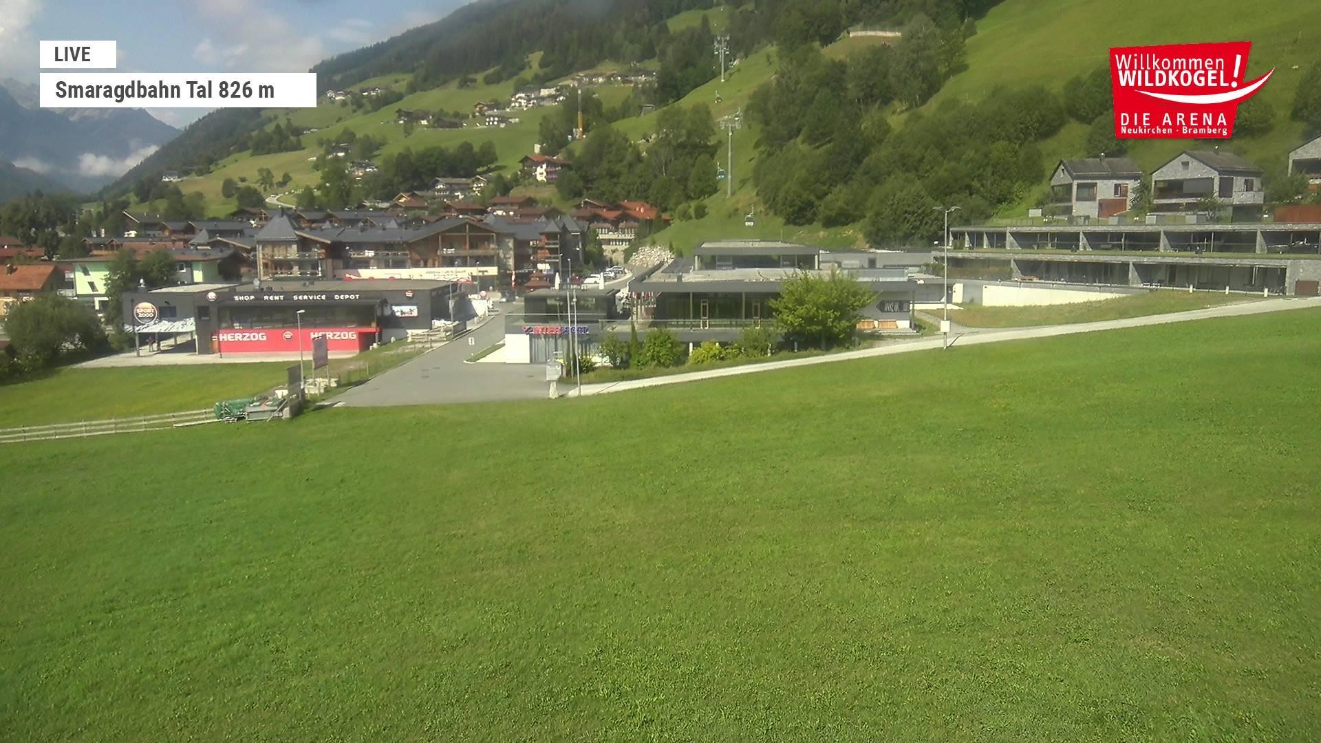 Archiv Foto Webcam Wildkogel: Frühmesserbahn - Bergstation