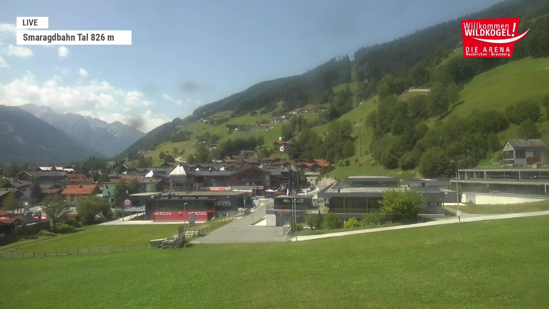 Archiv Foto Webcam Wildkogel: Frühmesserbahn - Bergstation