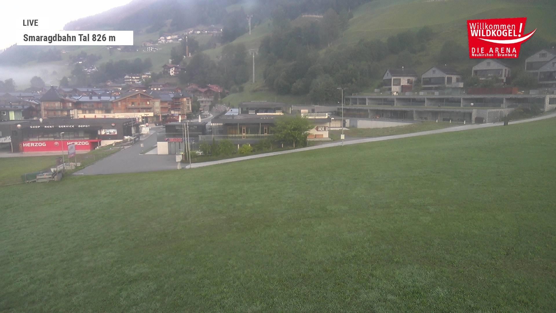 Archiv Foto Webcam Wildkogel: Frühmesserbahn - Bergstation