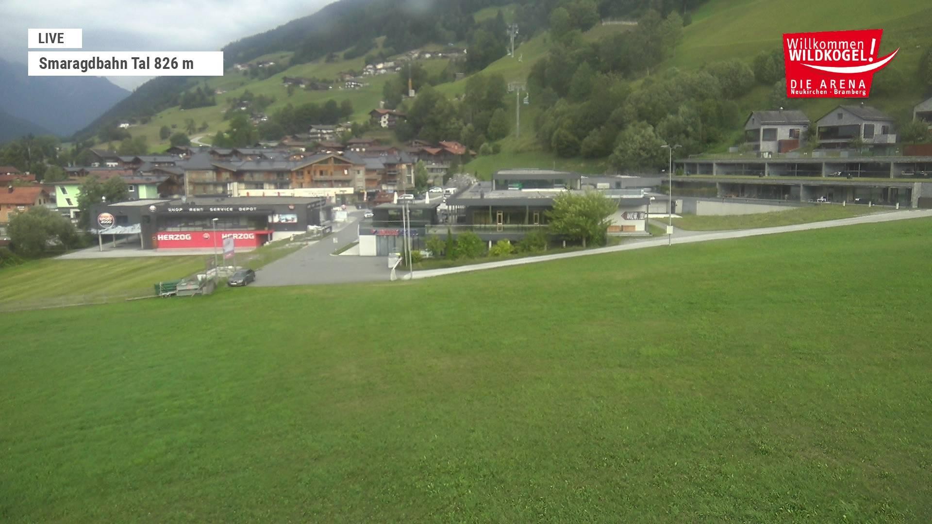 Archiv Foto Webcam Wildkogel: Frühmesserbahn - Bergstation