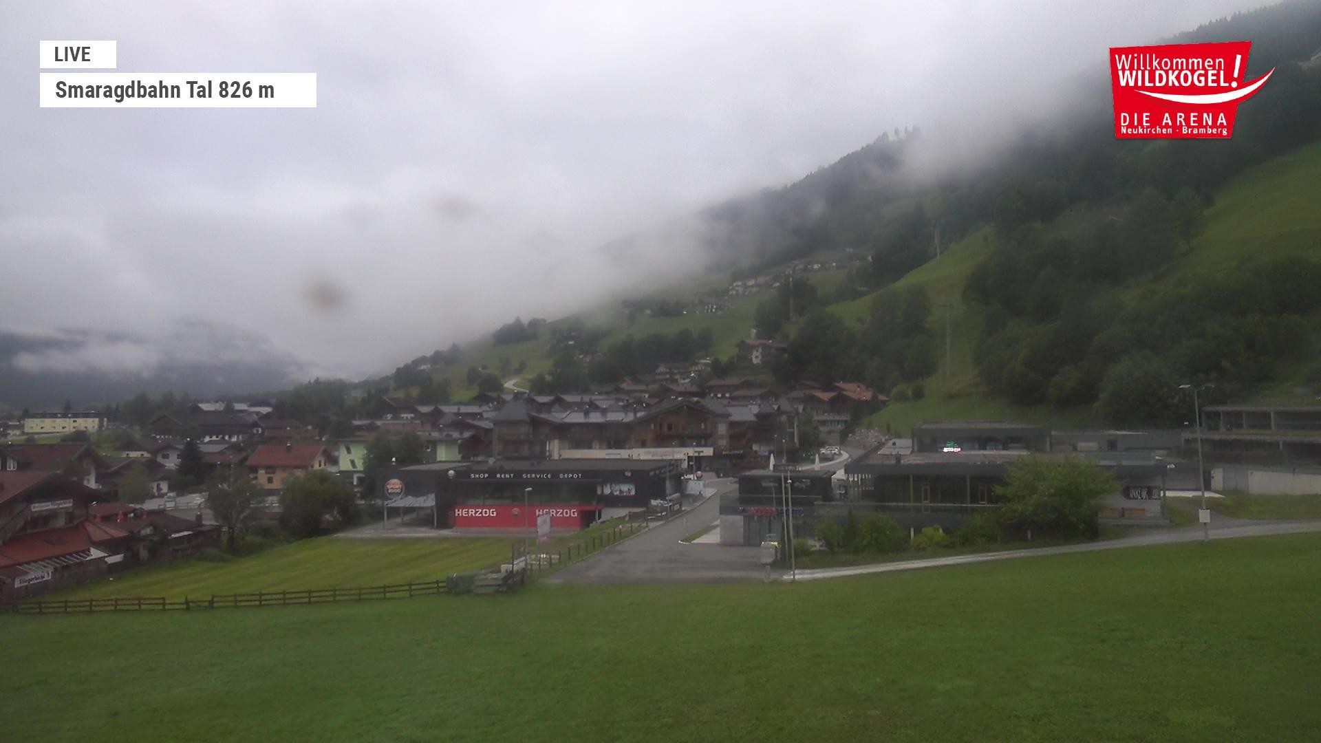 Archiv Foto Webcam Wildkogel: Frühmesserbahn - Bergstation
