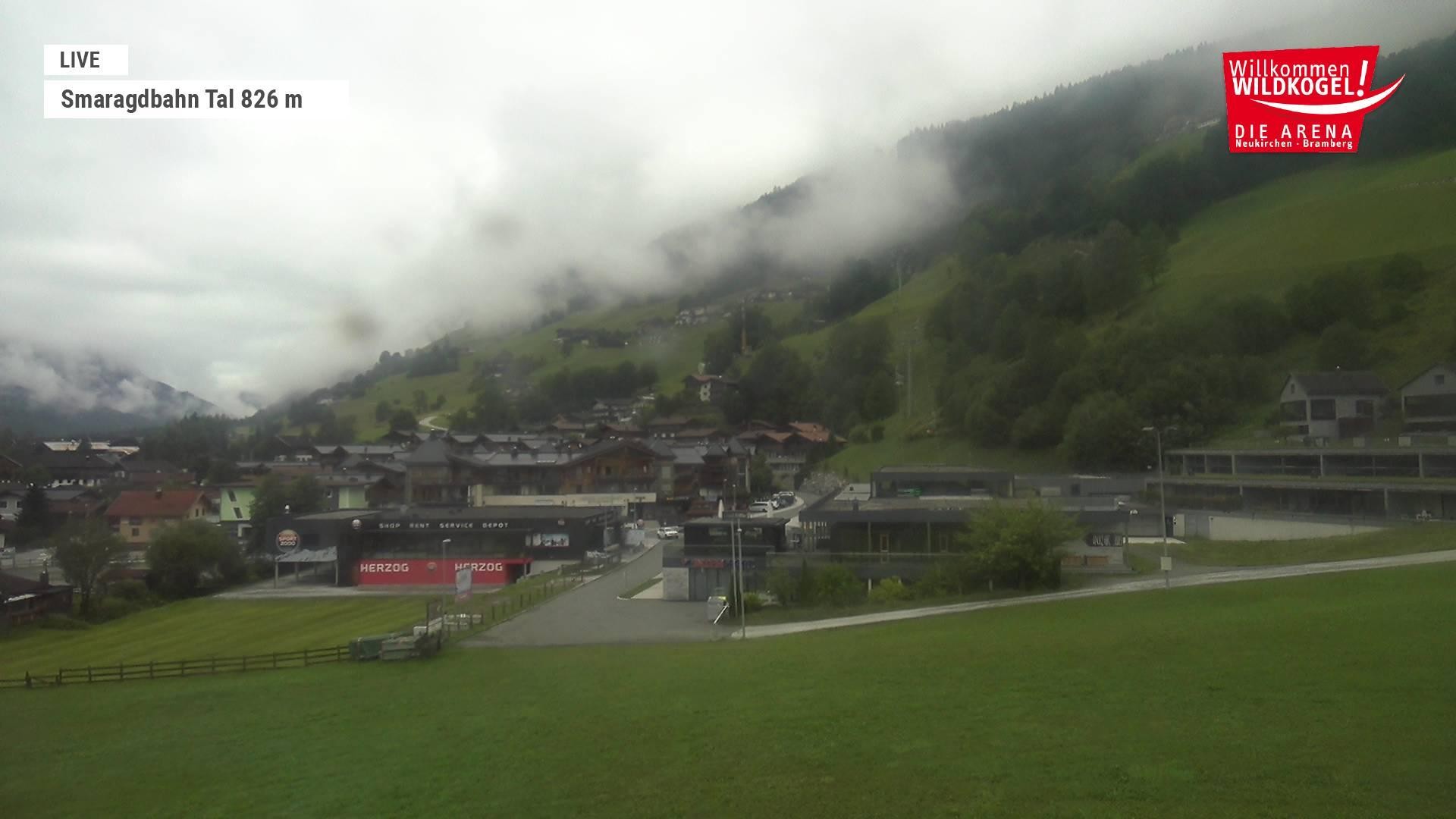 Archiv Foto Webcam Wildkogel: Frühmesserbahn - Bergstation