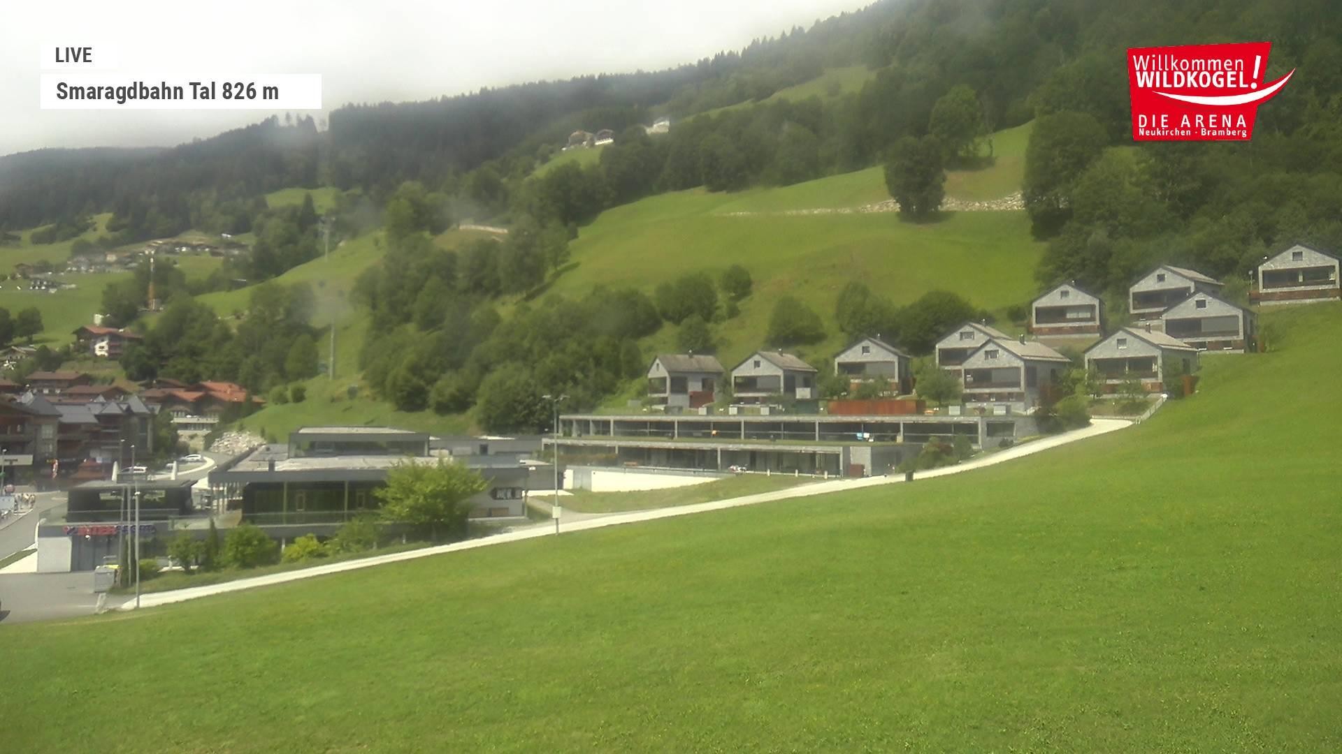 Archiv Foto Webcam Wildkogel: Frühmesserbahn - Bergstation