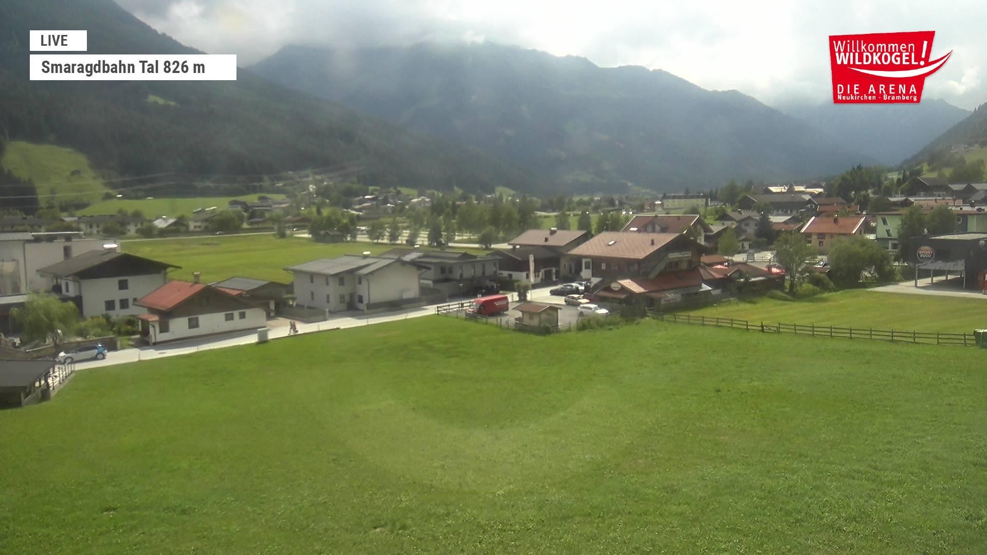 Archiv Foto Webcam Wildkogel: Frühmesserbahn - Bergstation