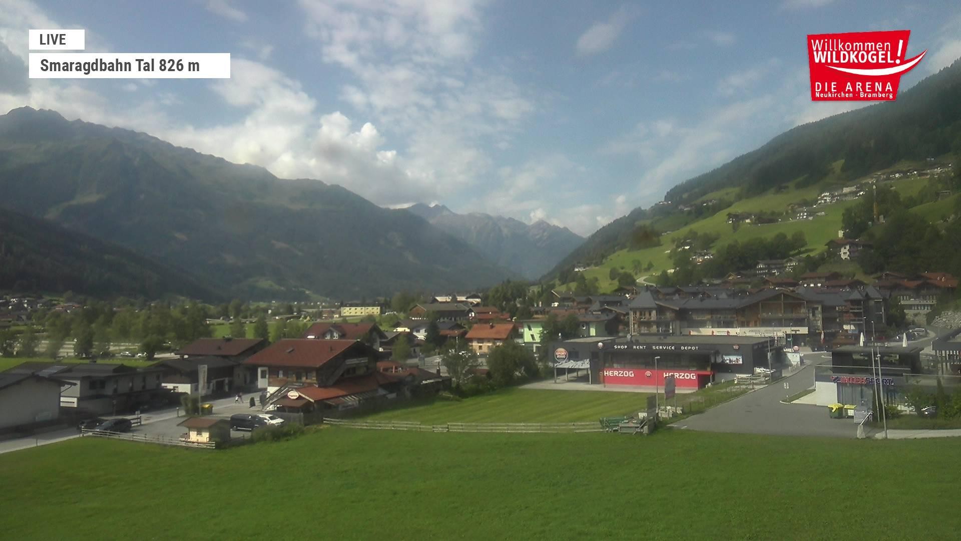Archiv Foto Webcam Wildkogel: Frühmesserbahn - Bergstation