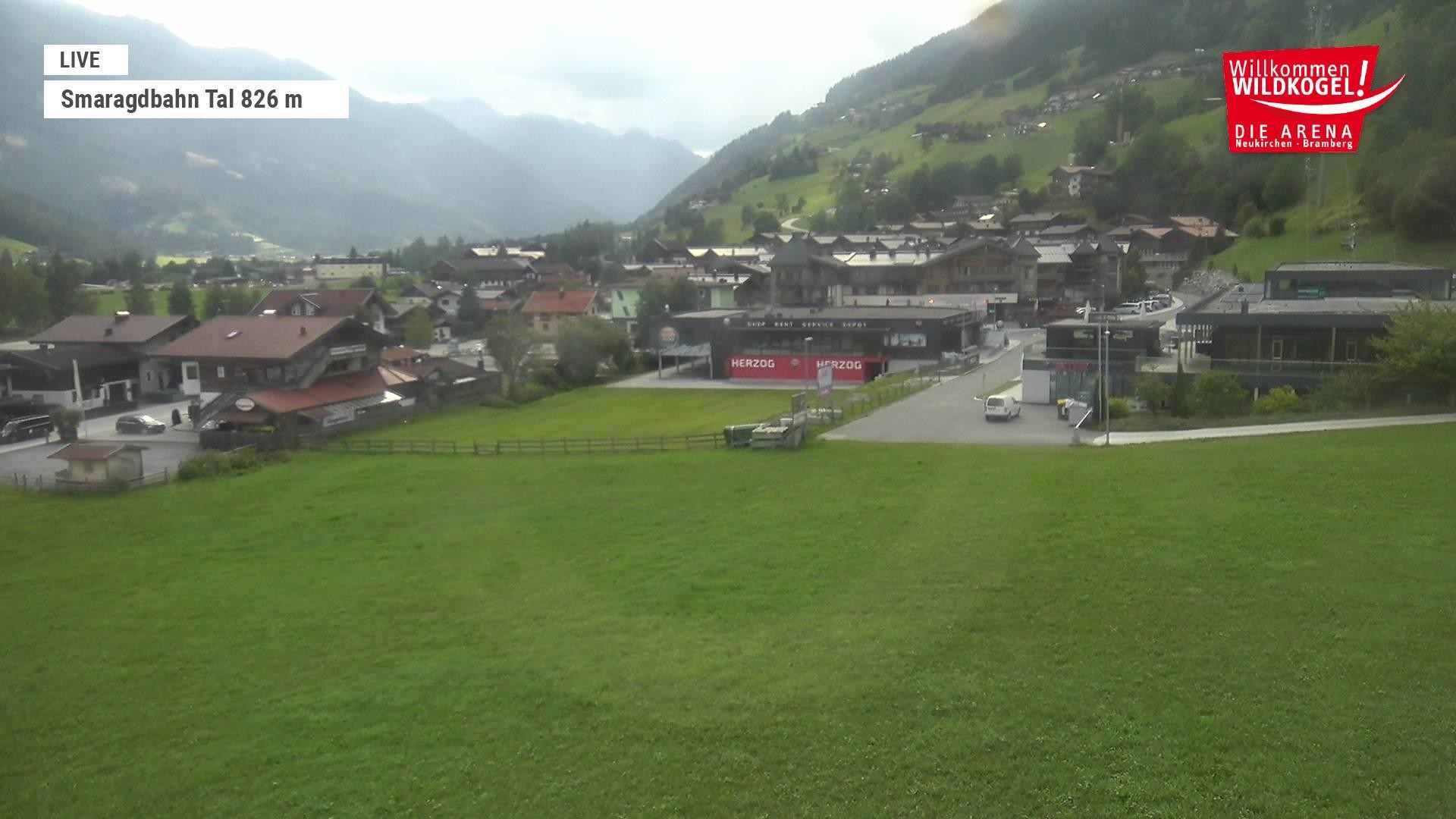 Archiv Foto Webcam Wildkogel: Frühmesserbahn - Bergstation