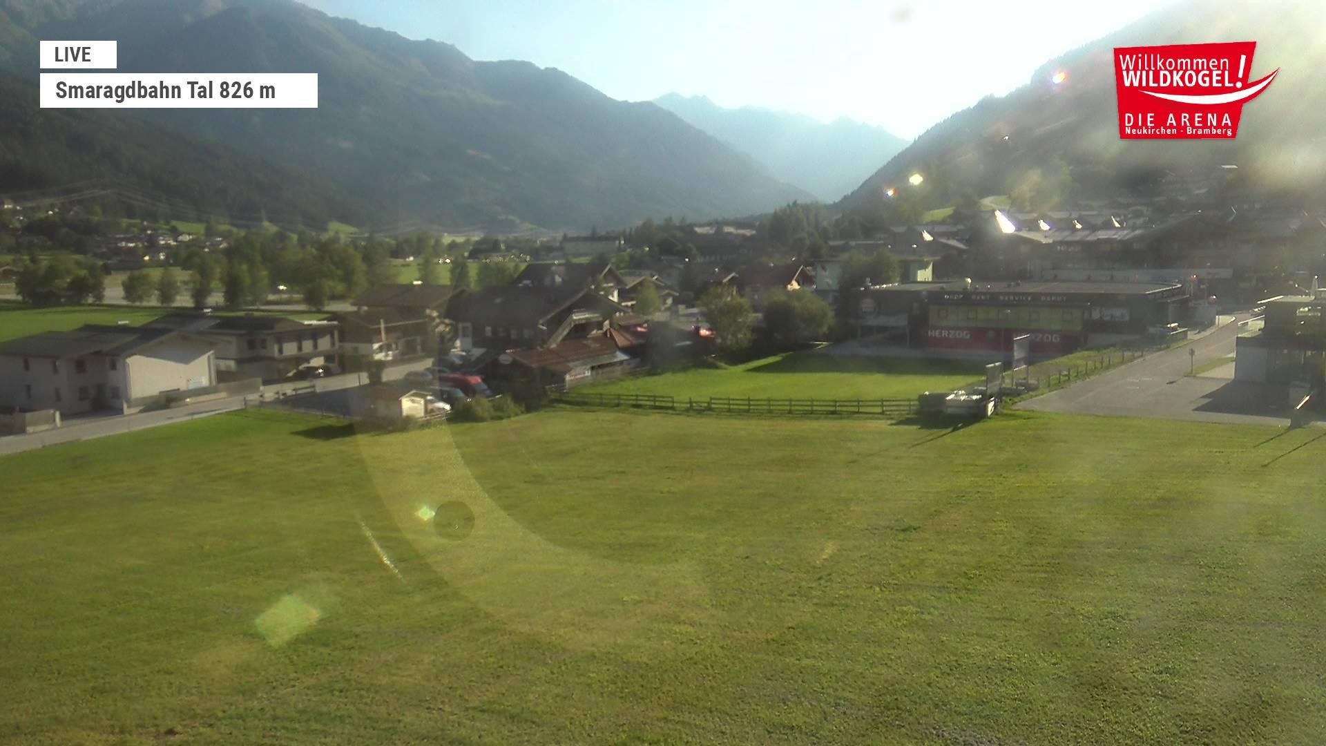 Archiv Foto Webcam Wildkogel: Frühmesserbahn - Bergstation
