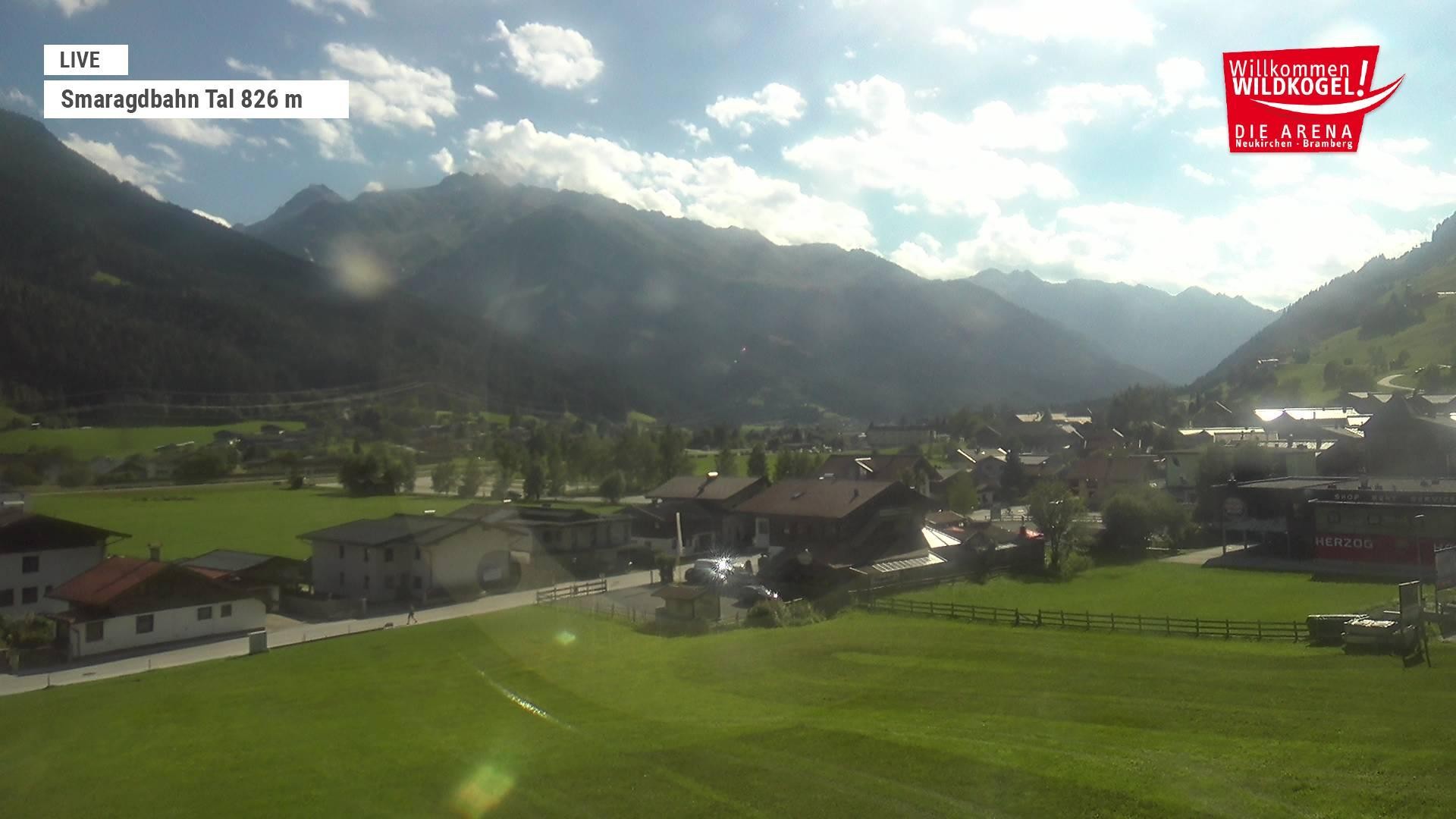 Archiv Foto Webcam Wildkogel: Frühmesserbahn - Bergstation