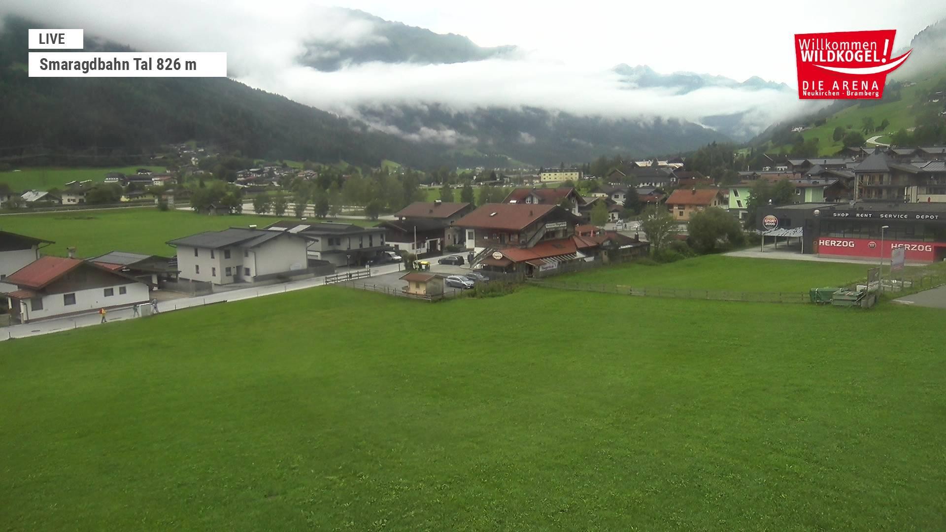 Archiv Foto Webcam Wildkogel: Frühmesserbahn - Bergstation
