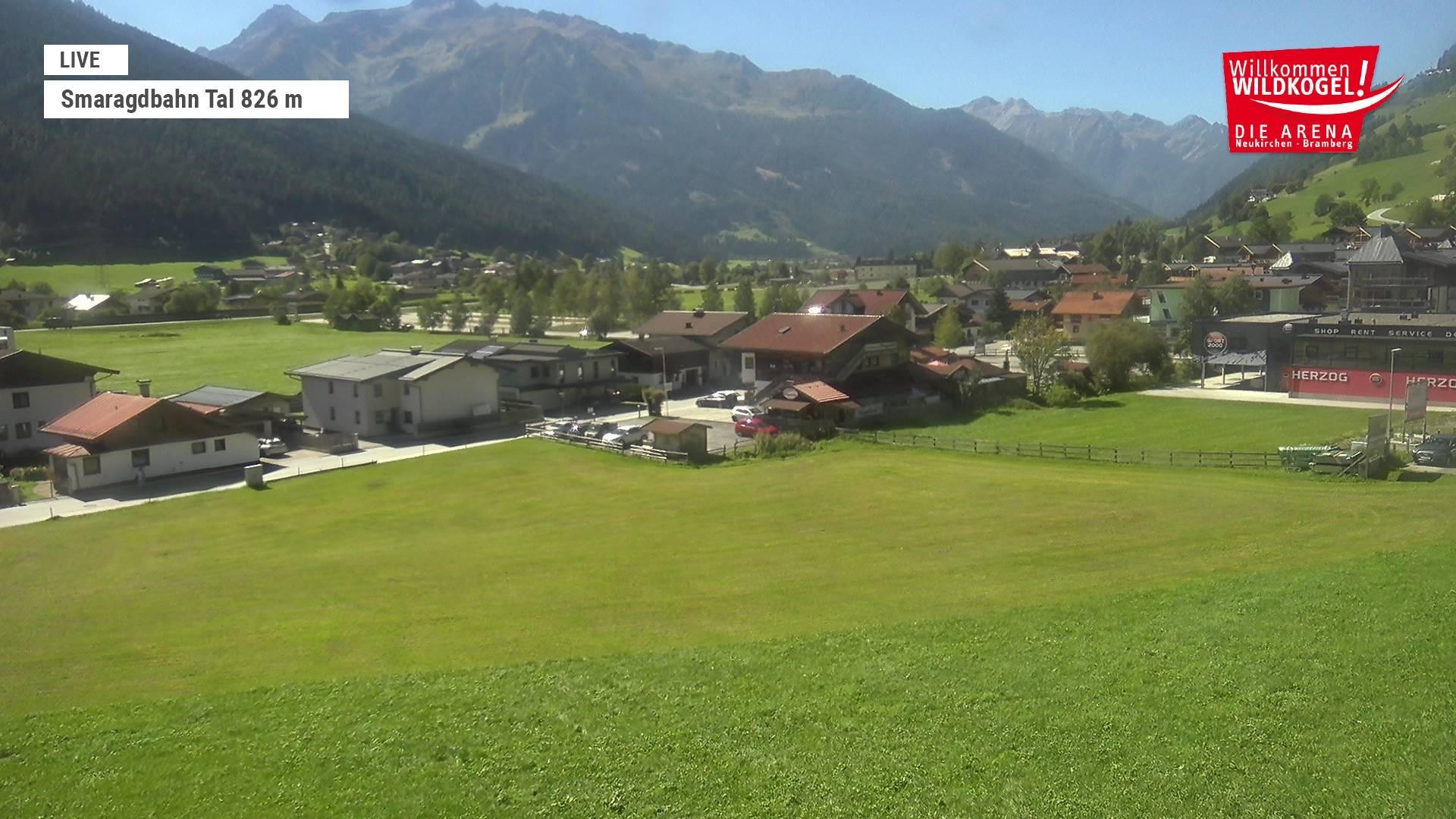 Archiv Foto Webcam Wildkogel: Frühmesserbahn - Bergstation