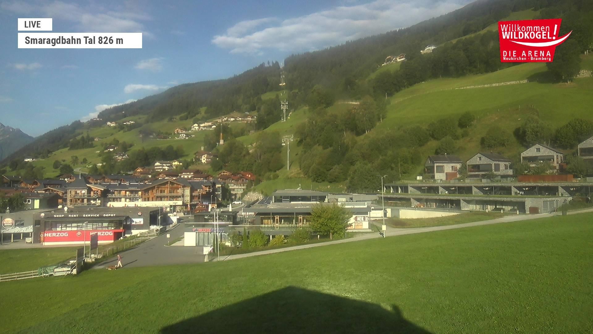 Archiv Foto Webcam Wildkogel: Frühmesserbahn - Bergstation