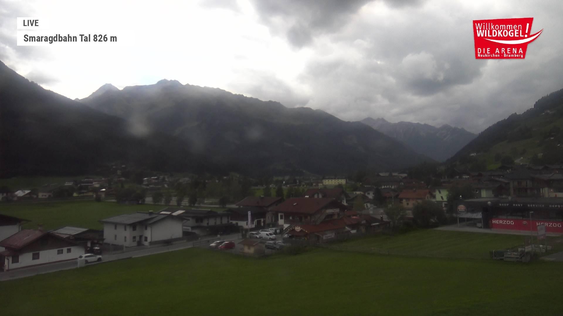 Archiv Foto Webcam Wildkogel: Frühmesserbahn - Bergstation