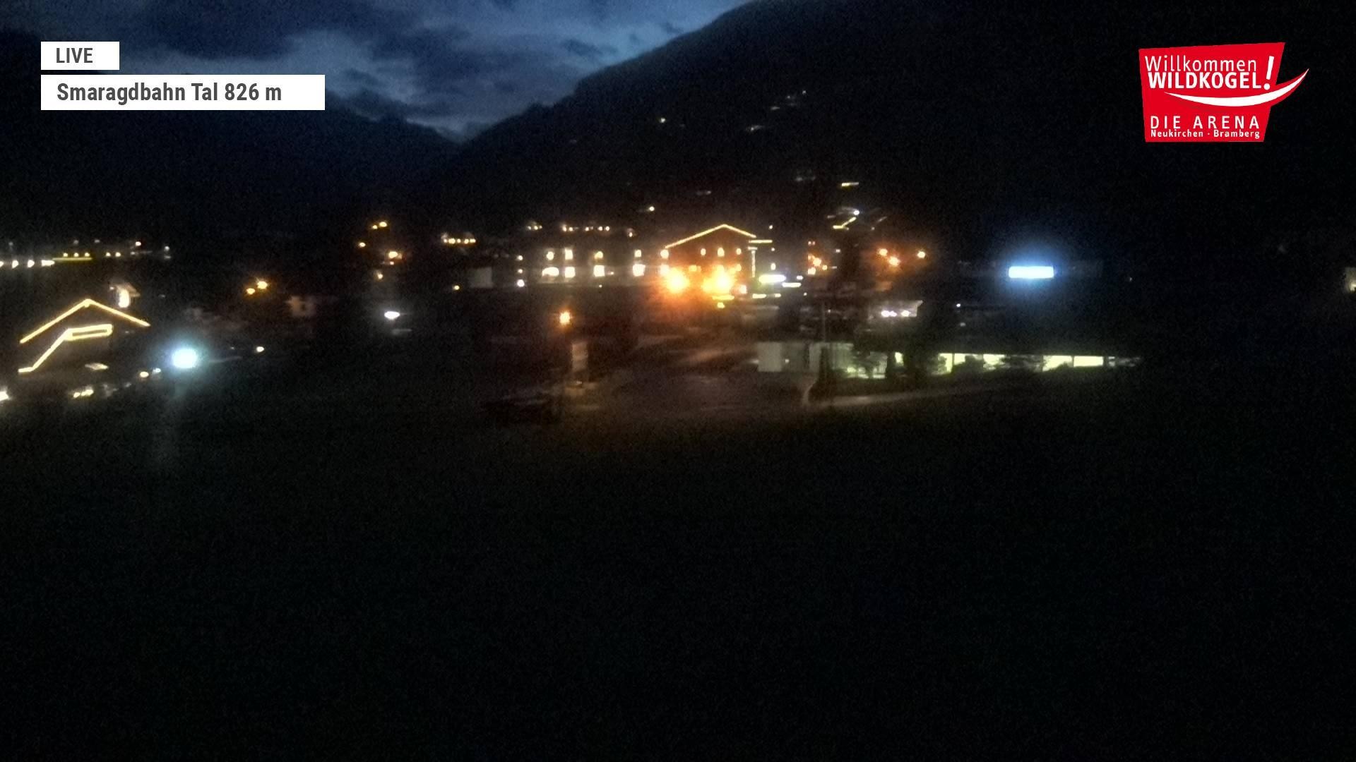 Archiv Foto Webcam Wildkogel: Frühmesserbahn - Bergstation