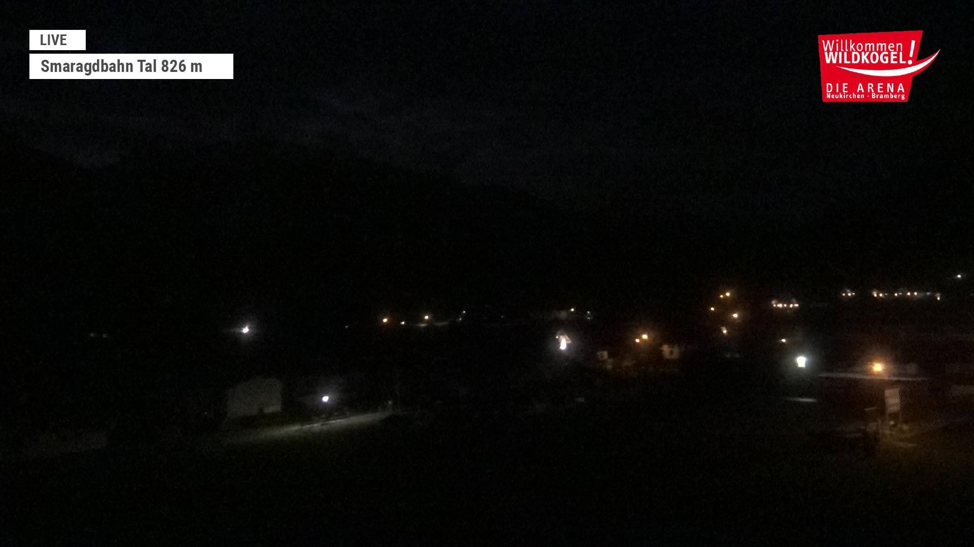 Archiv Foto Webcam Wildkogel: Frühmesserbahn - Bergstation