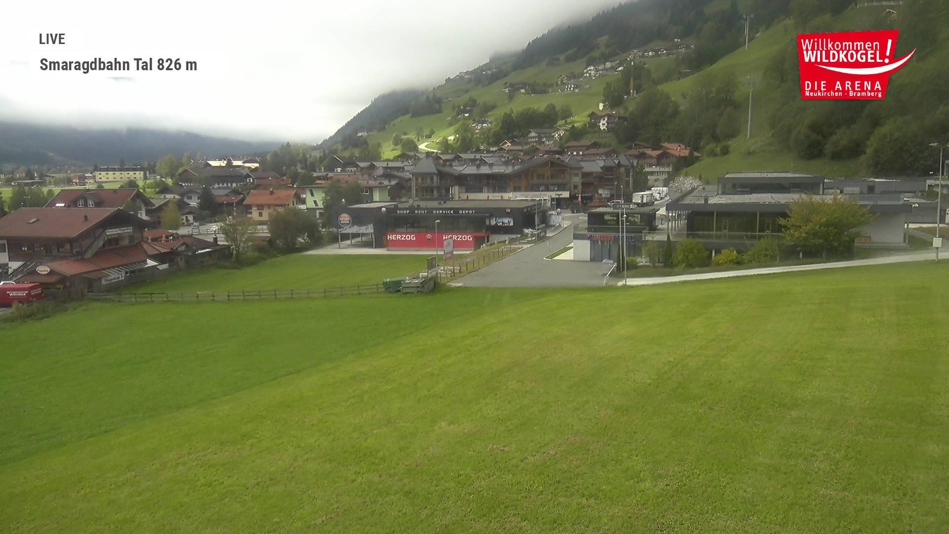 Archiv Foto Webcam Wildkogel: Frühmesserbahn - Bergstation