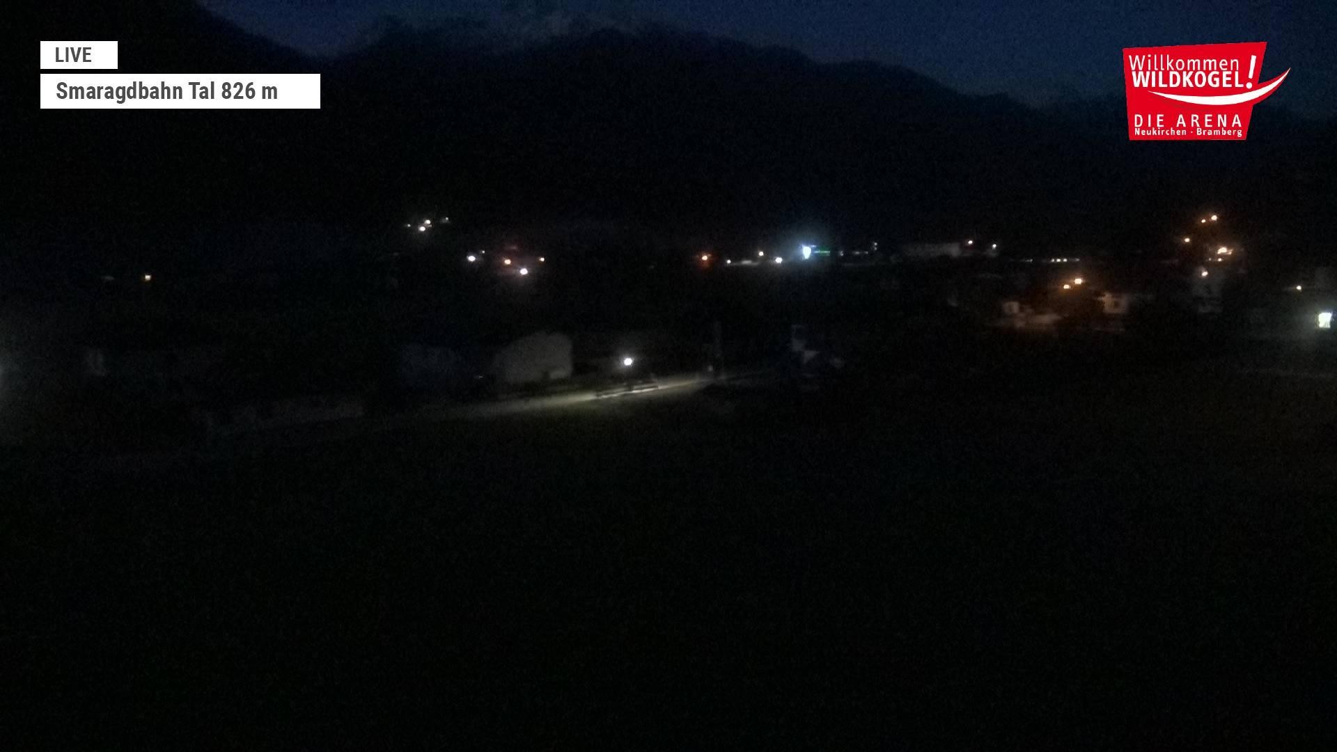 Archiv Foto Webcam Wildkogel: Frühmesserbahn - Bergstation