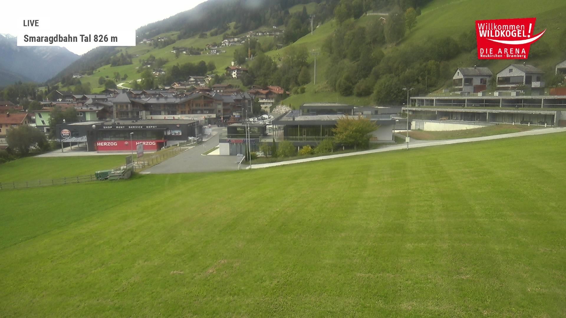 Archiv Foto Webcam Wildkogel: Frühmesserbahn - Bergstation