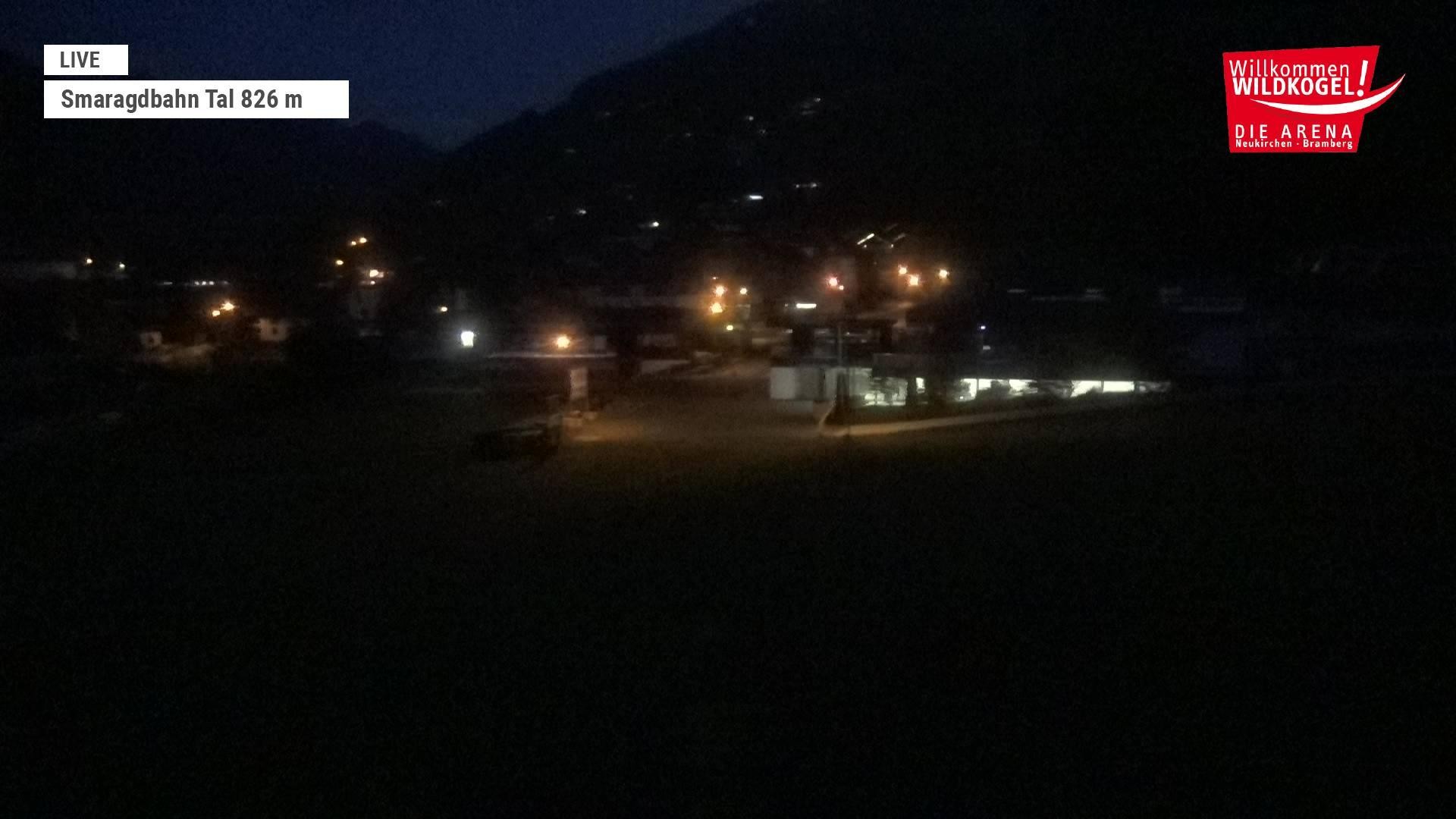 Archiv Foto Webcam Wildkogel: Frühmesserbahn - Bergstation