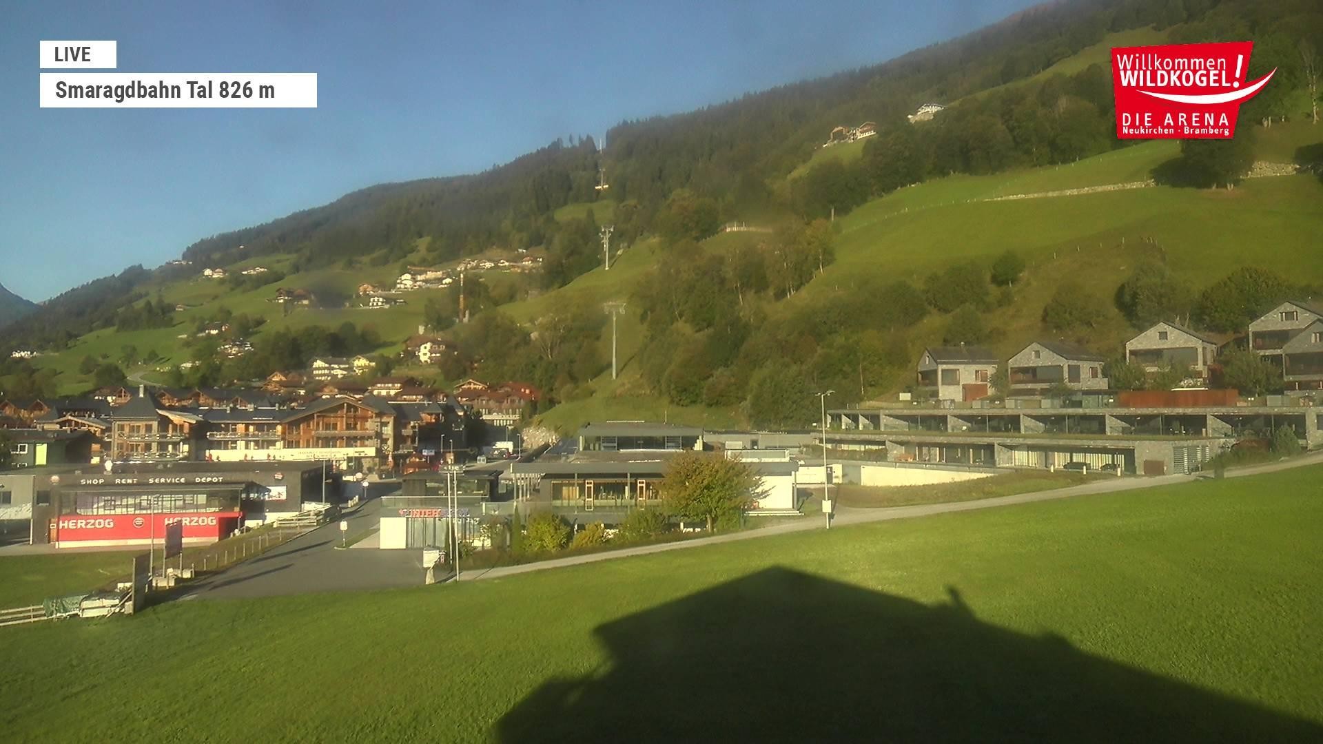 Archiv Foto Webcam Wildkogel: Frühmesserbahn - Bergstation