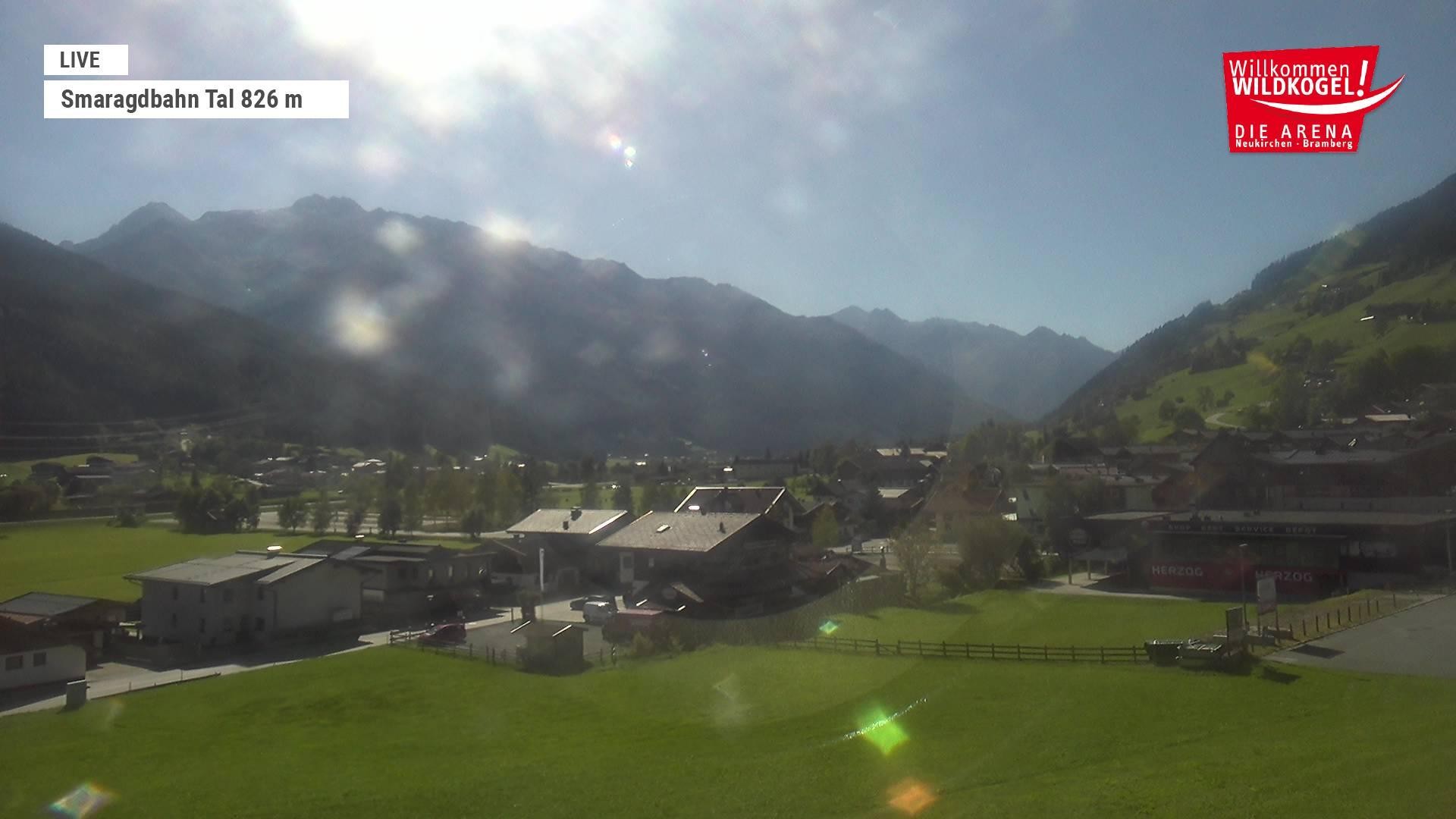 Archiv Foto Webcam Wildkogel: Frühmesserbahn - Bergstation